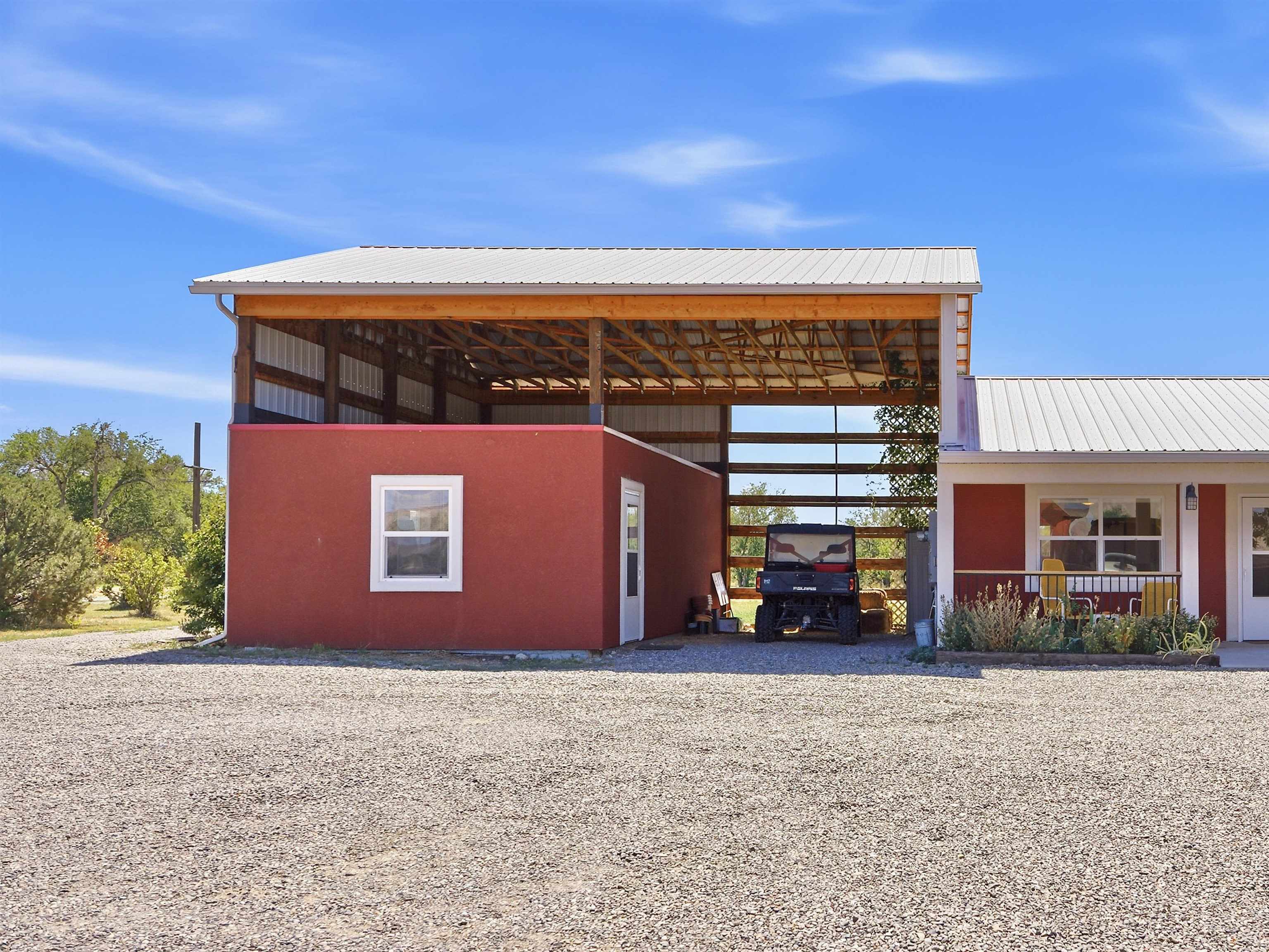 3222 C Road Property Photo 4
