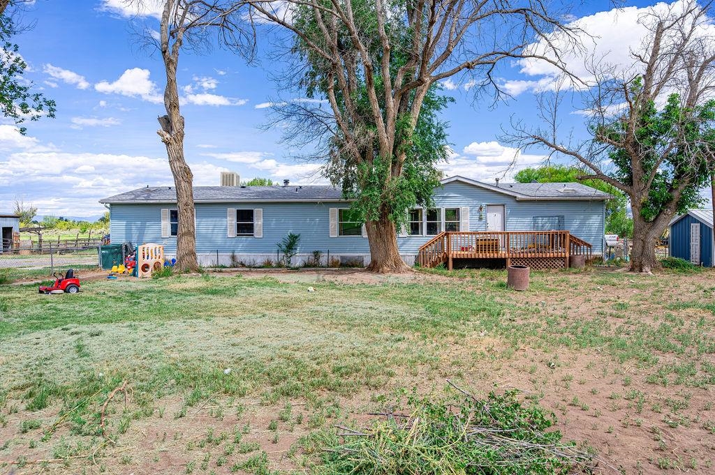 16022 B Road Property Photo 3