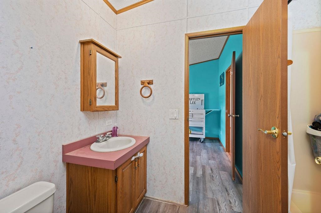 16022 B Road Property Photo 18