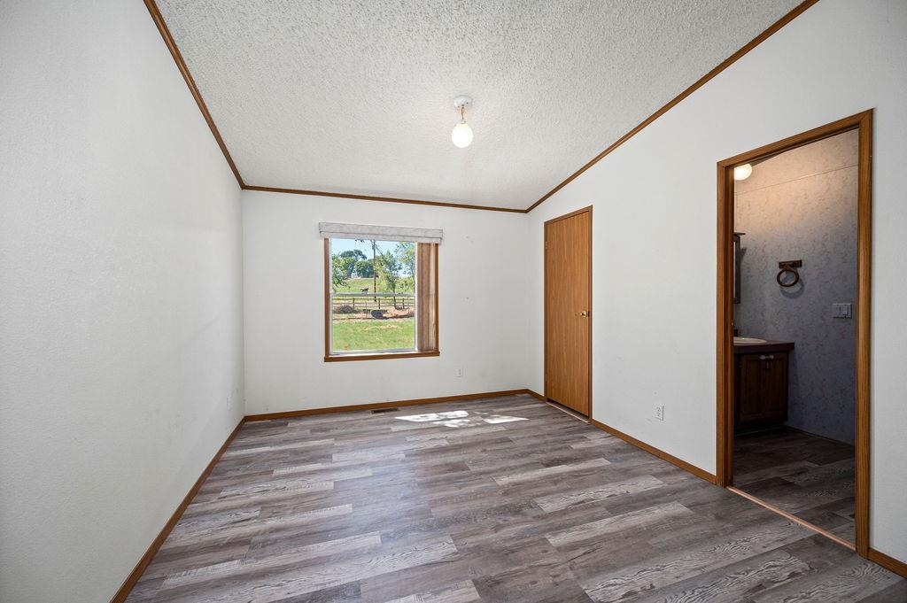 16022 B Road Property Photo 19