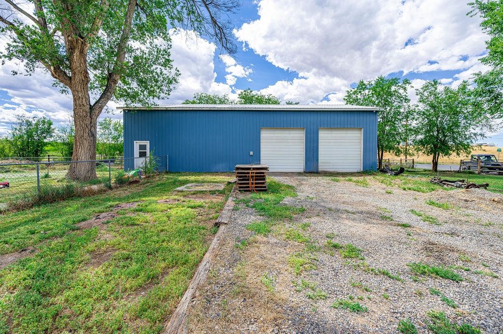 16022 B Road Property Photo 32