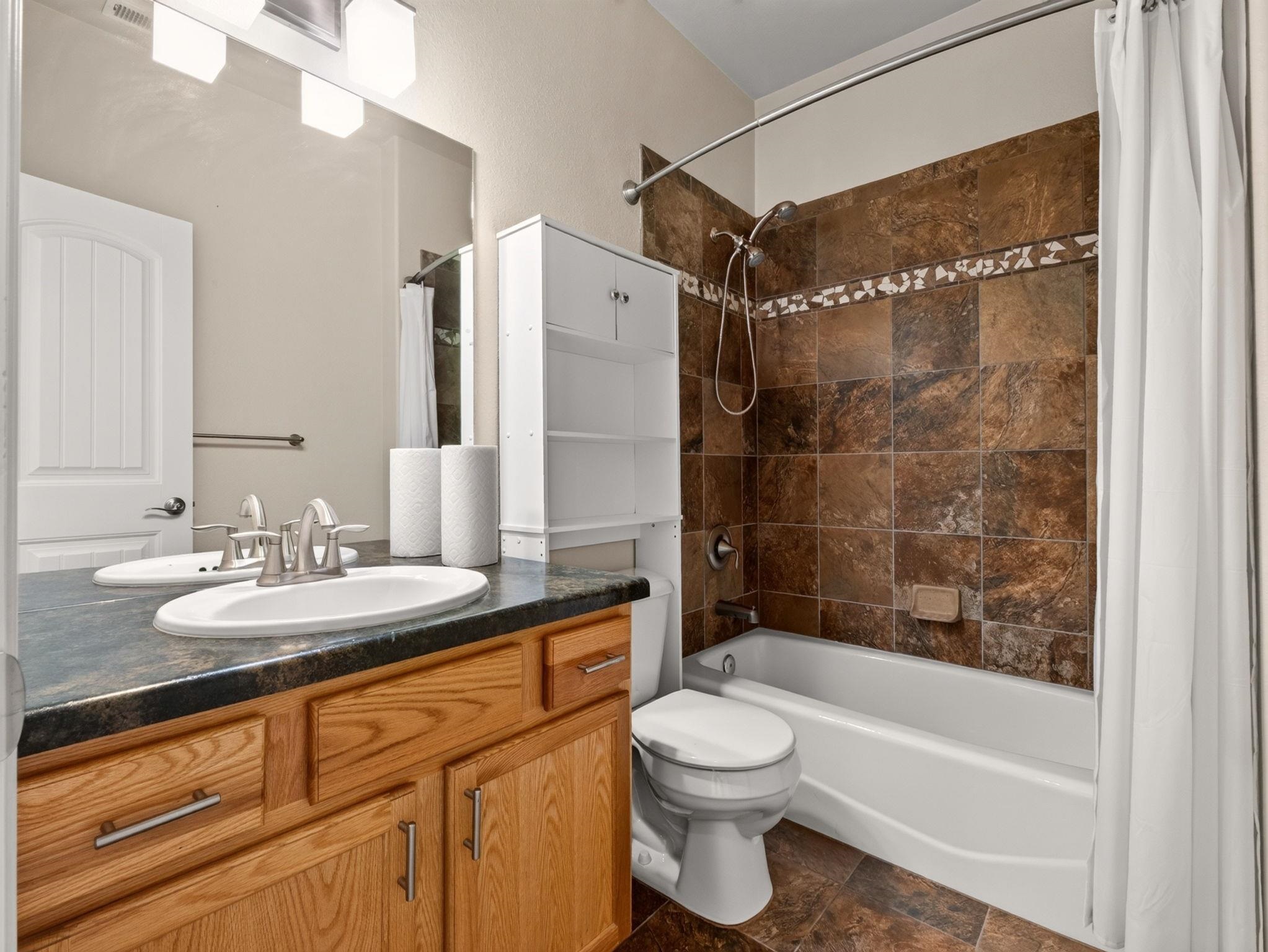 672 Muirfield Drive Property Photo 23