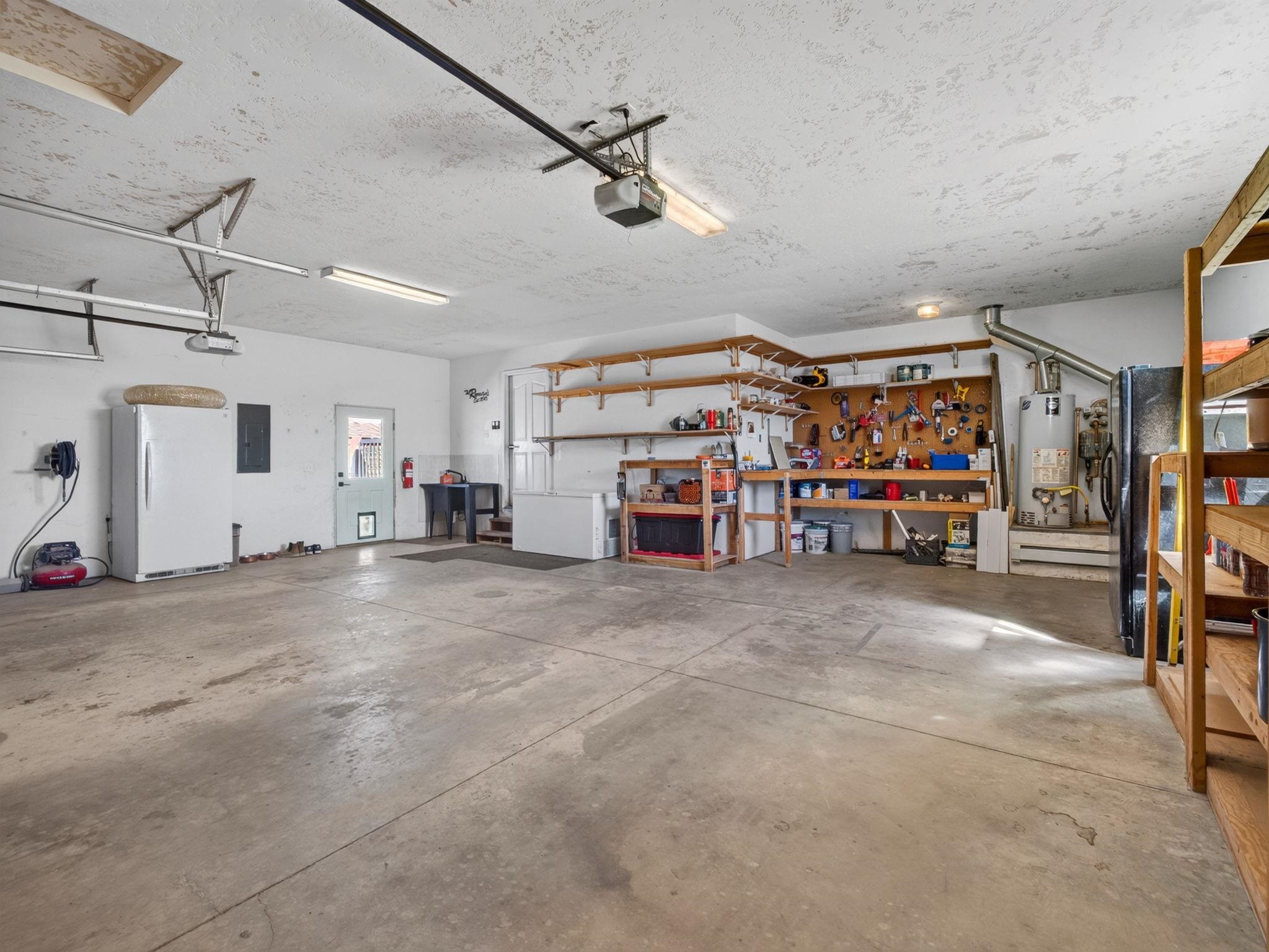 1255 12 1/2 Road Property Photo 17