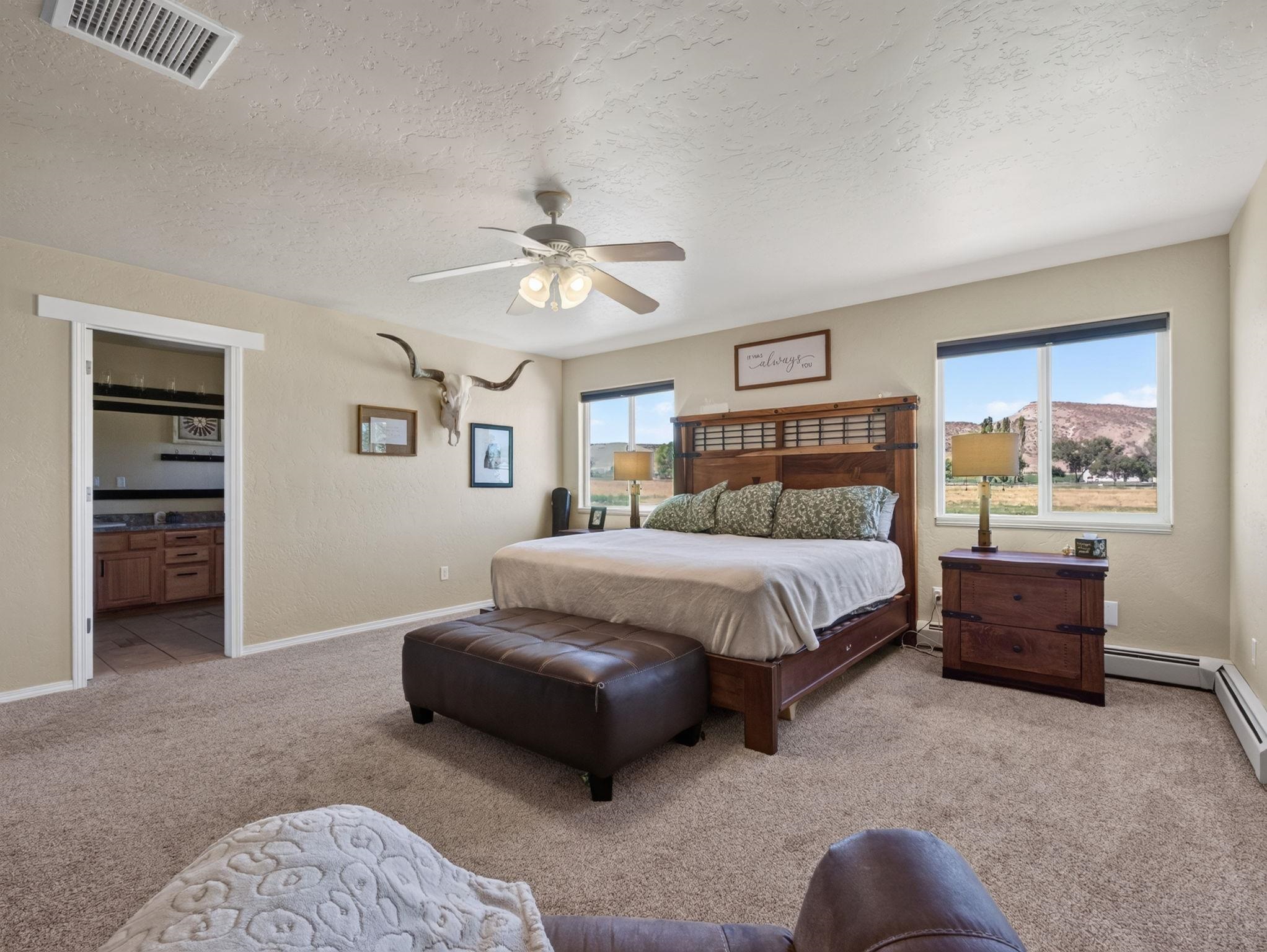 1255 12 1/2 Road Property Photo 23