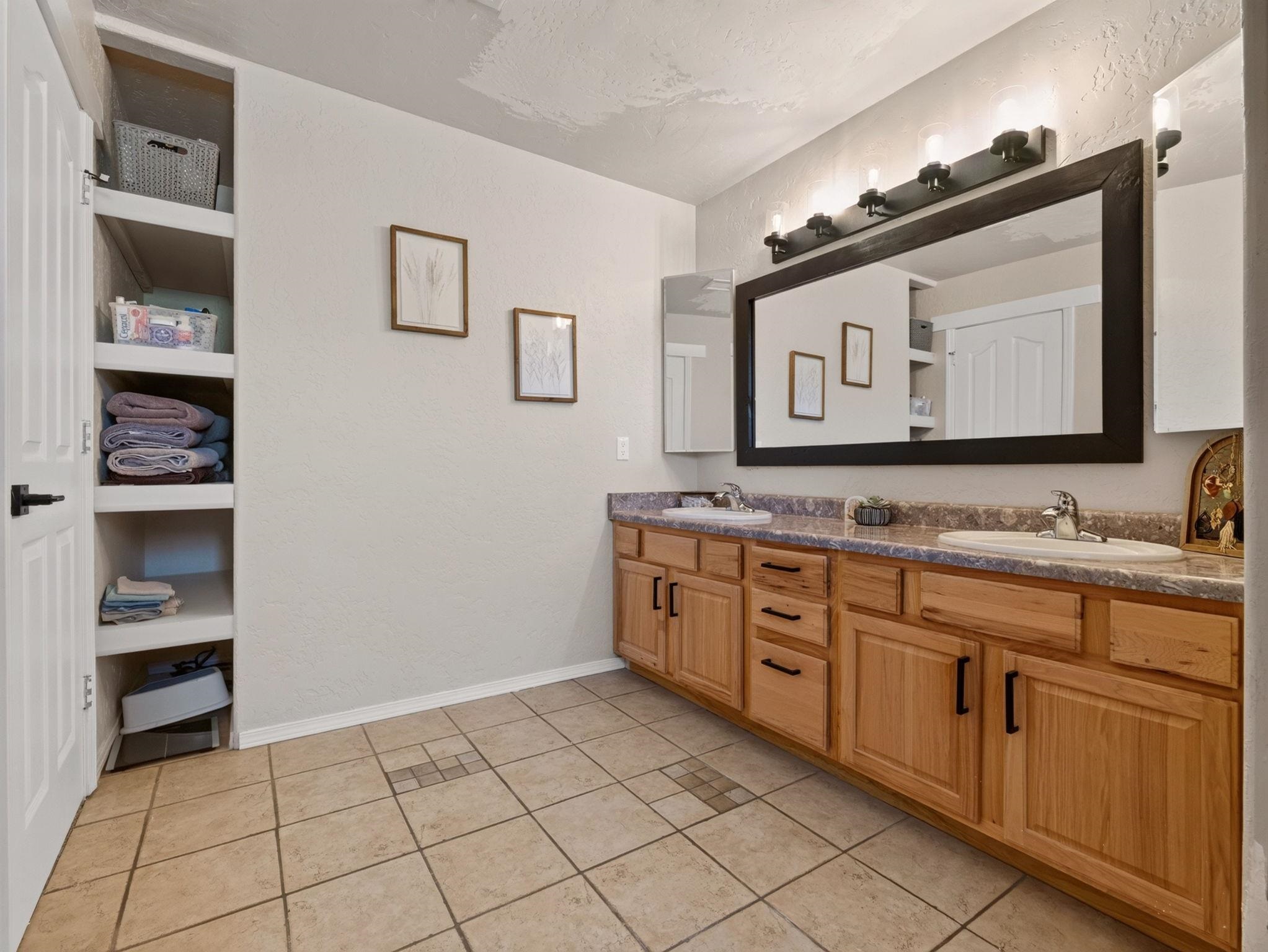 1255 12 1/2 Road Property Photo 26