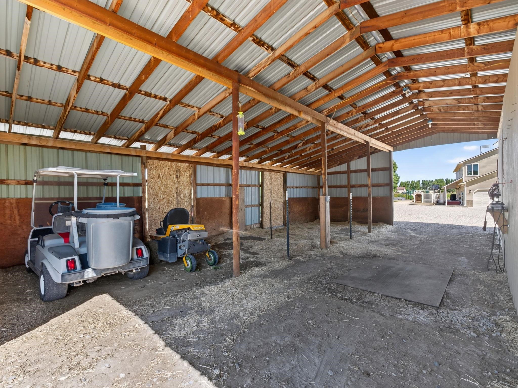 1255 12 1/2 Road Property Photo 33
