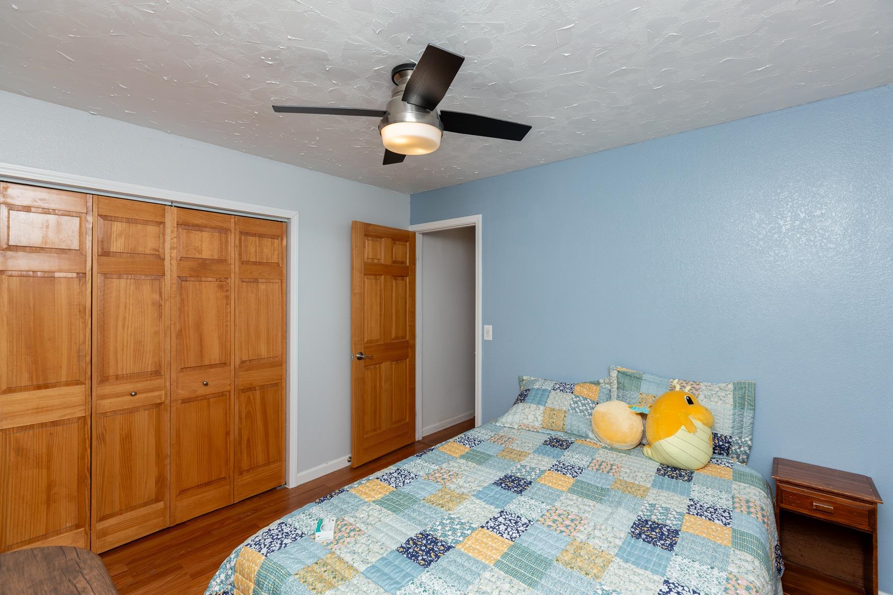 2829 Oxford Avenue Property Photo 6