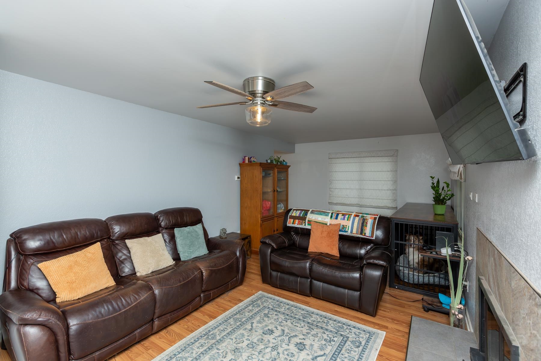 2829 Oxford Avenue Property Photo 7