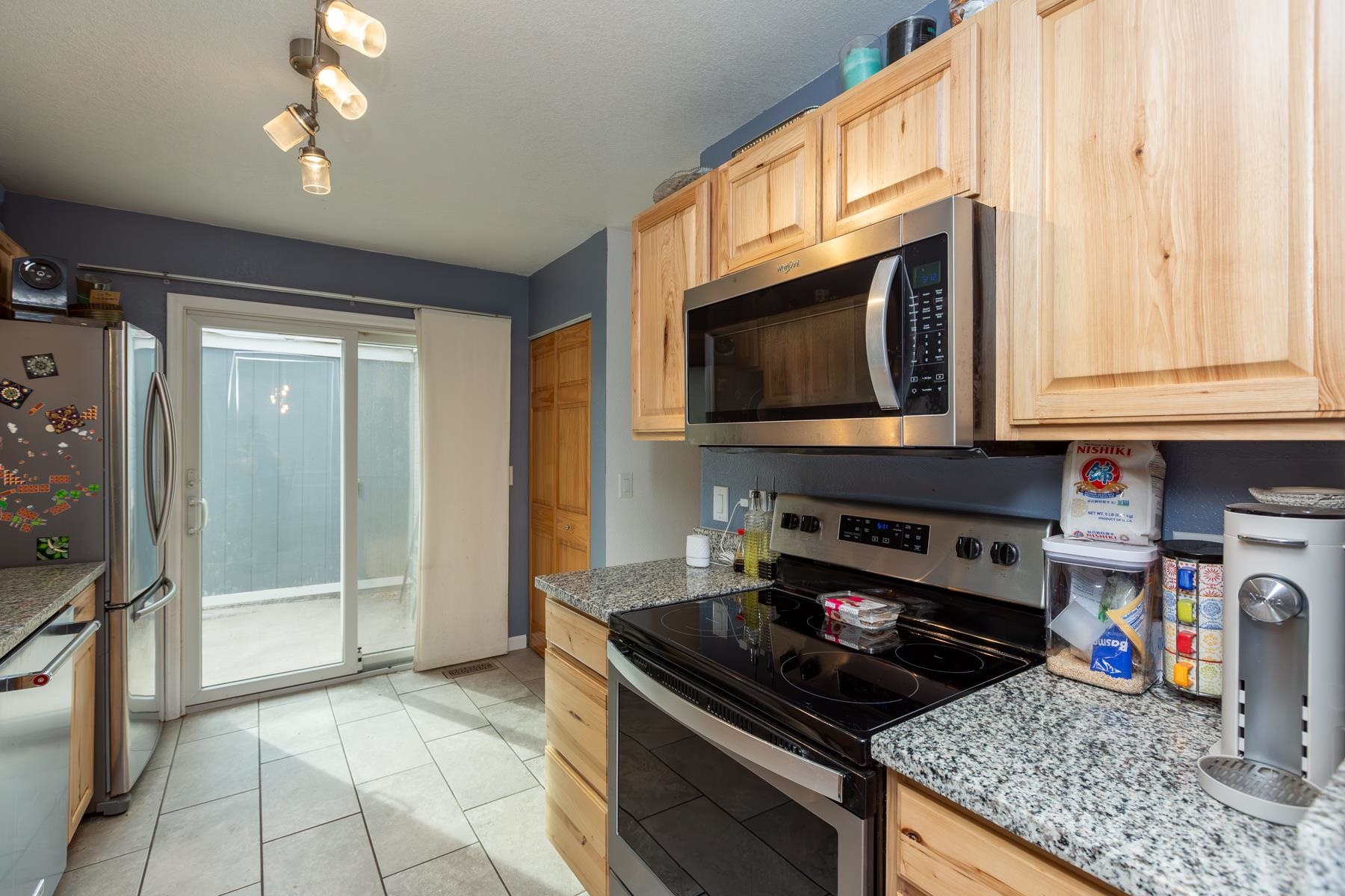2829 Oxford Avenue Property Photo 9