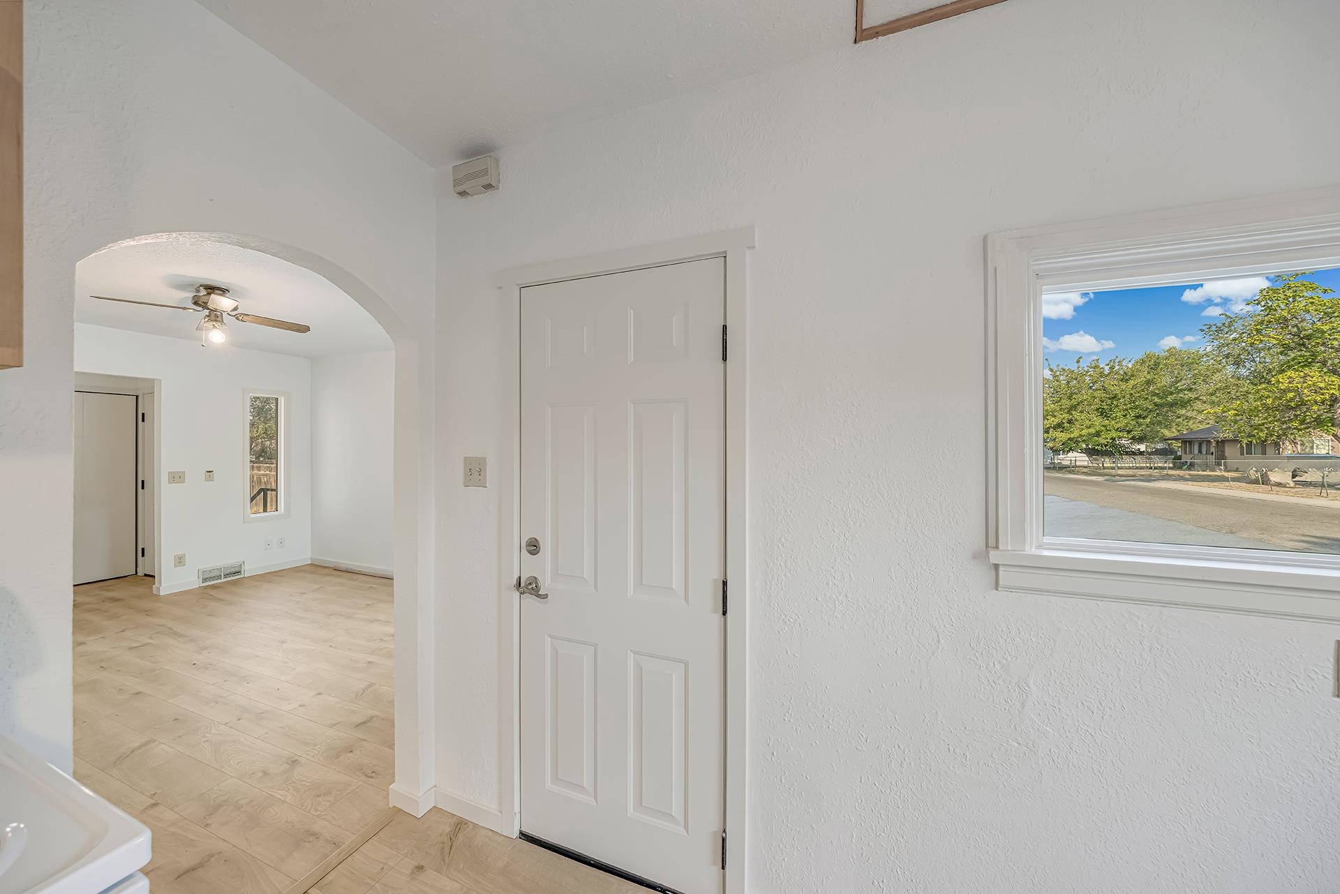 1445 Texas Avenue Property Photo 4