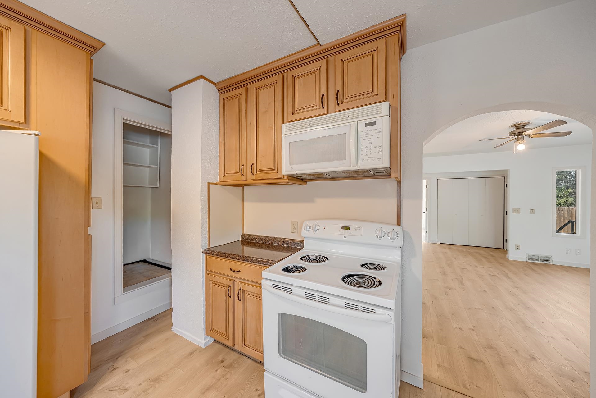 1445 Texas Avenue Property Photo 10