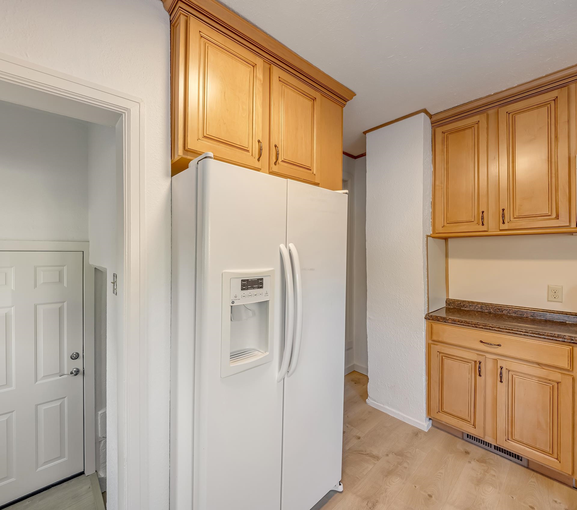 1445 Texas Avenue Property Photo 11