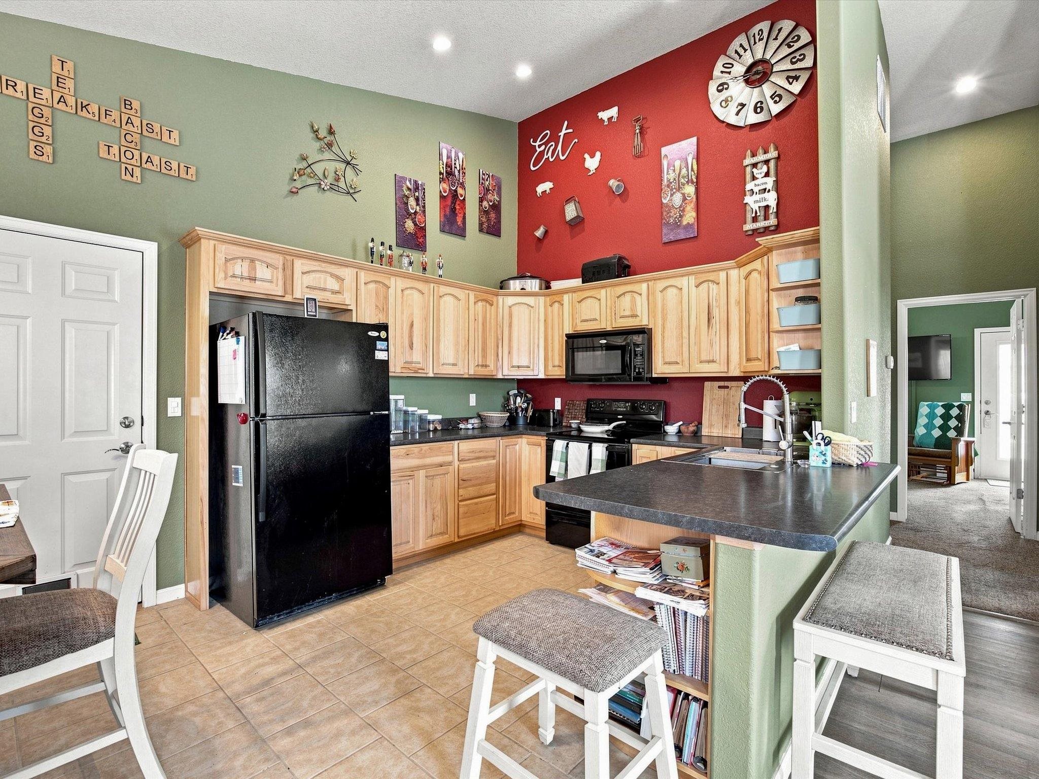 412 High Street Property Photo 6