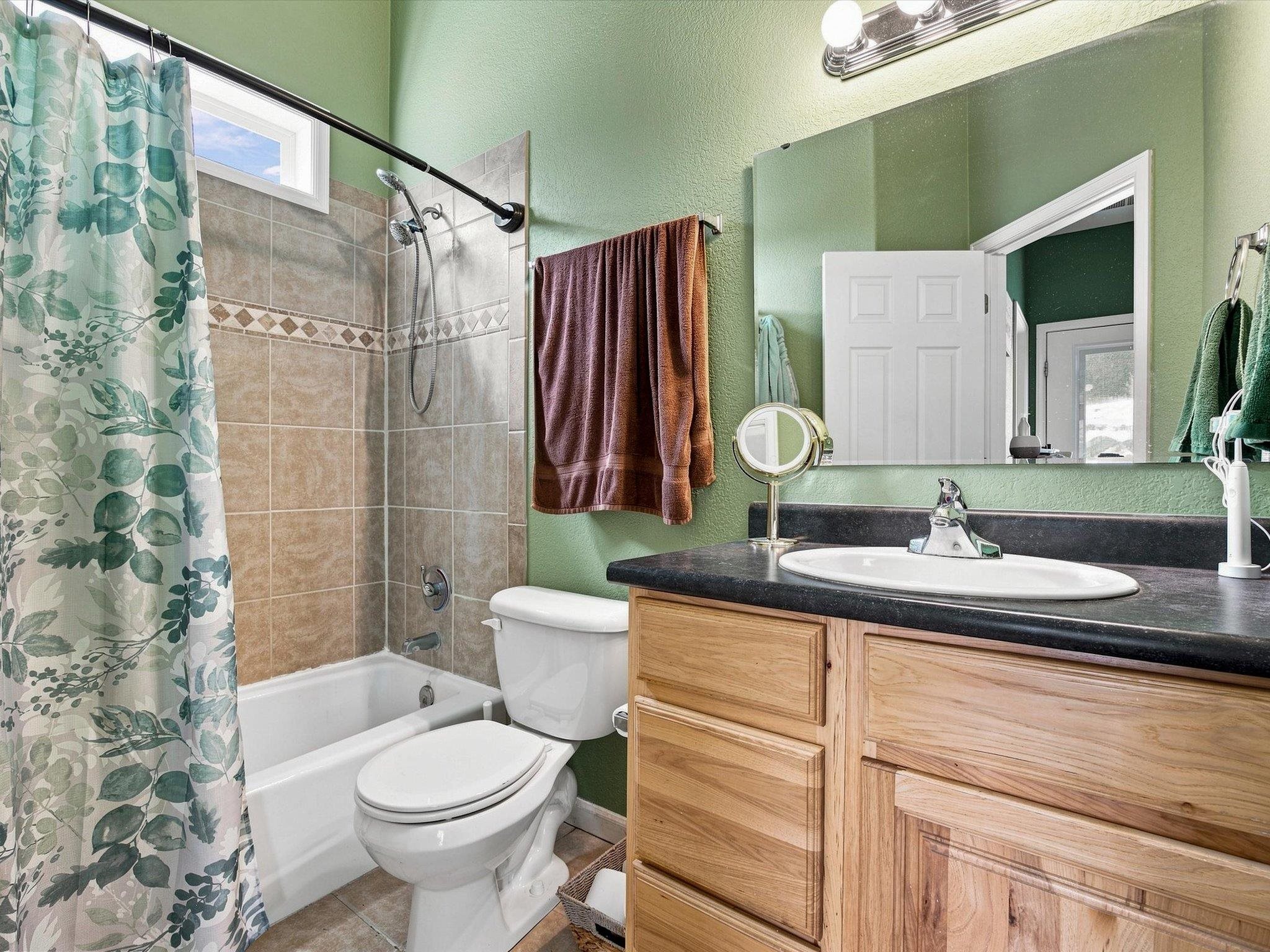 412 High Street Property Photo 11