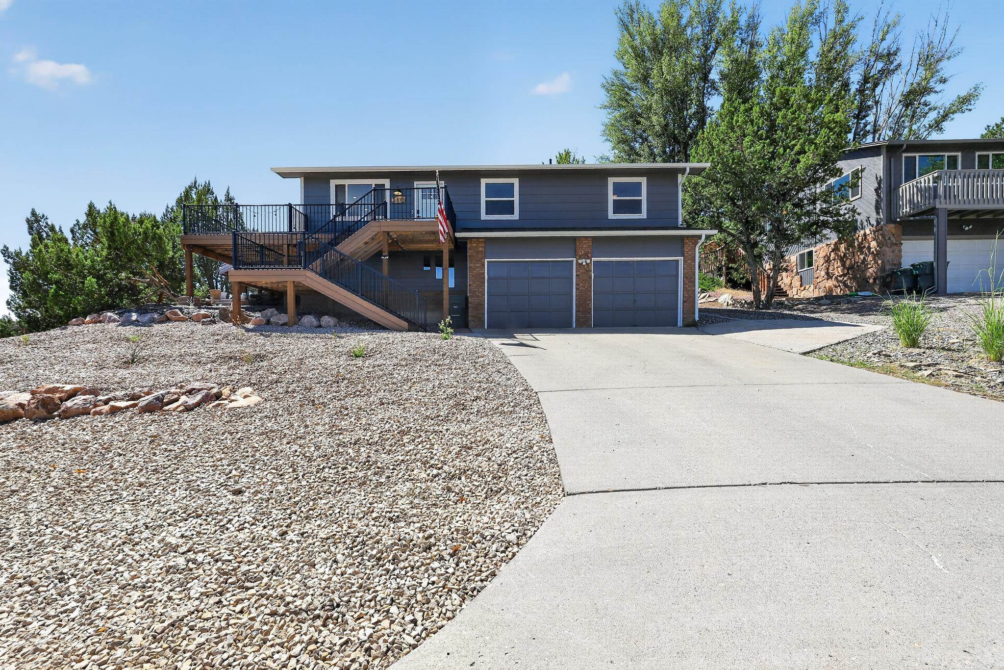 2373 Ridge Circle Drive Property Photo 1