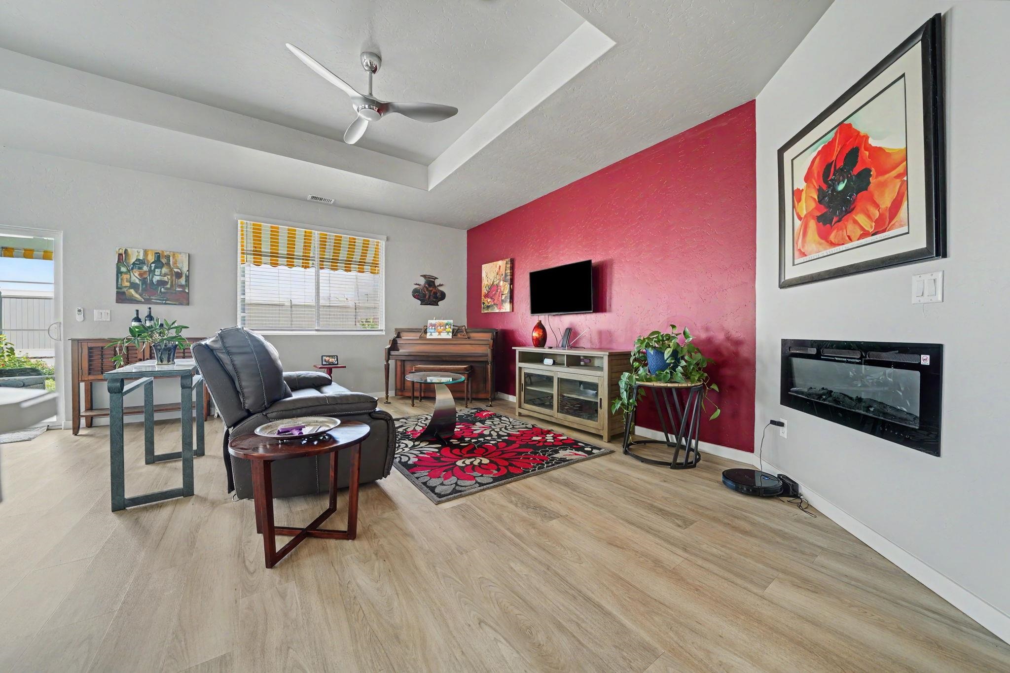 691 Anela Lane Property Photo 16