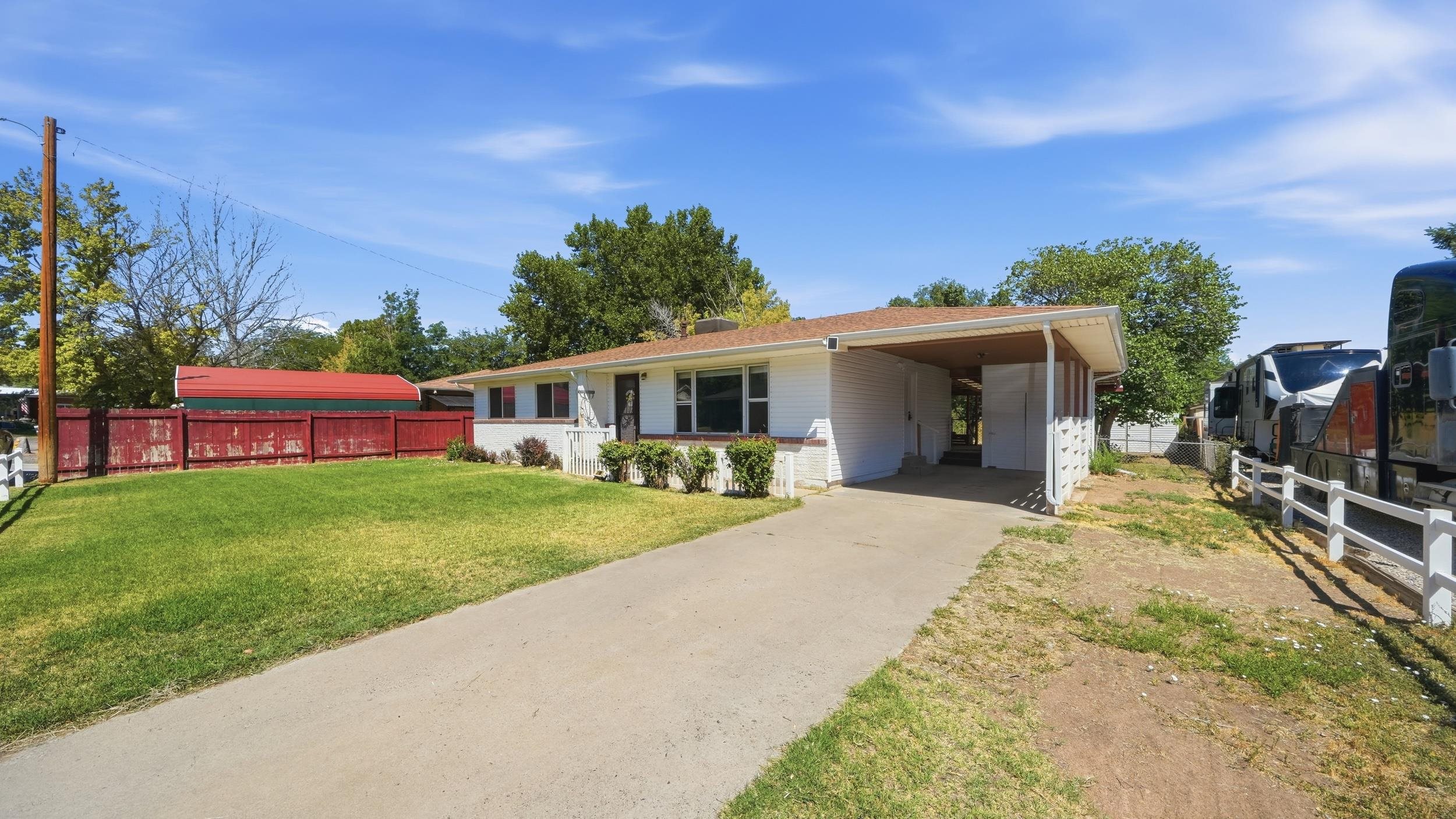 2782 Uranium Drive Property Photo 4