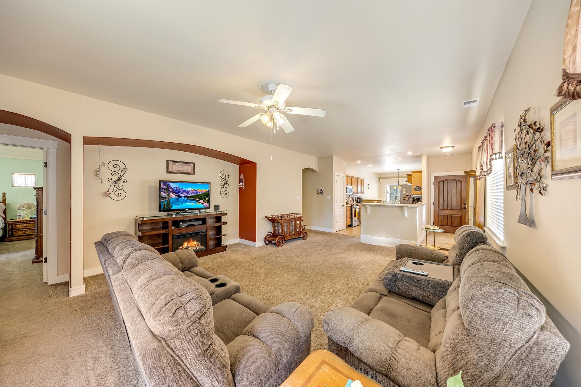 2841 Kelso Mesa Drive Property Photo 7