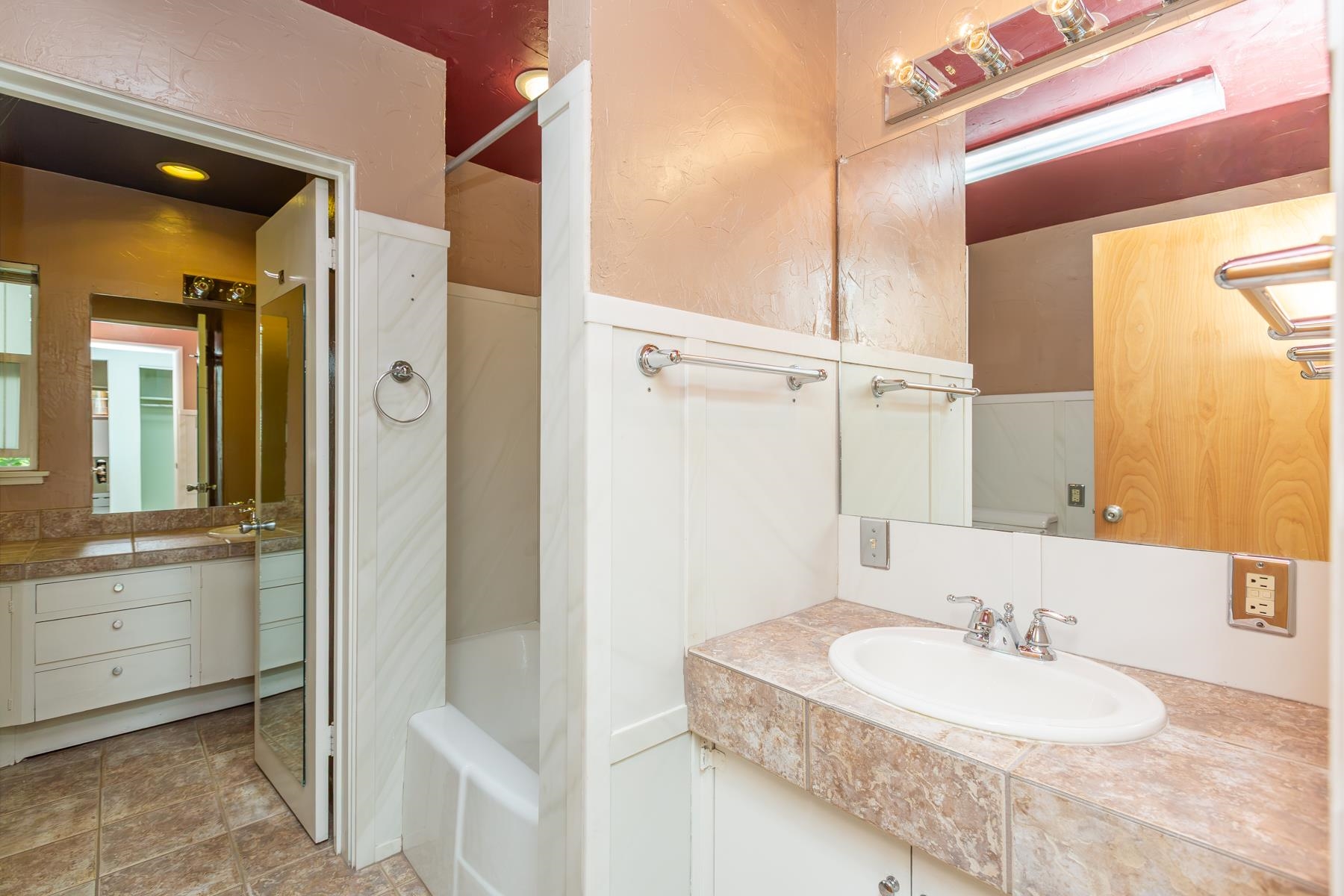 412 Bookcliff Drive Property Photo 17