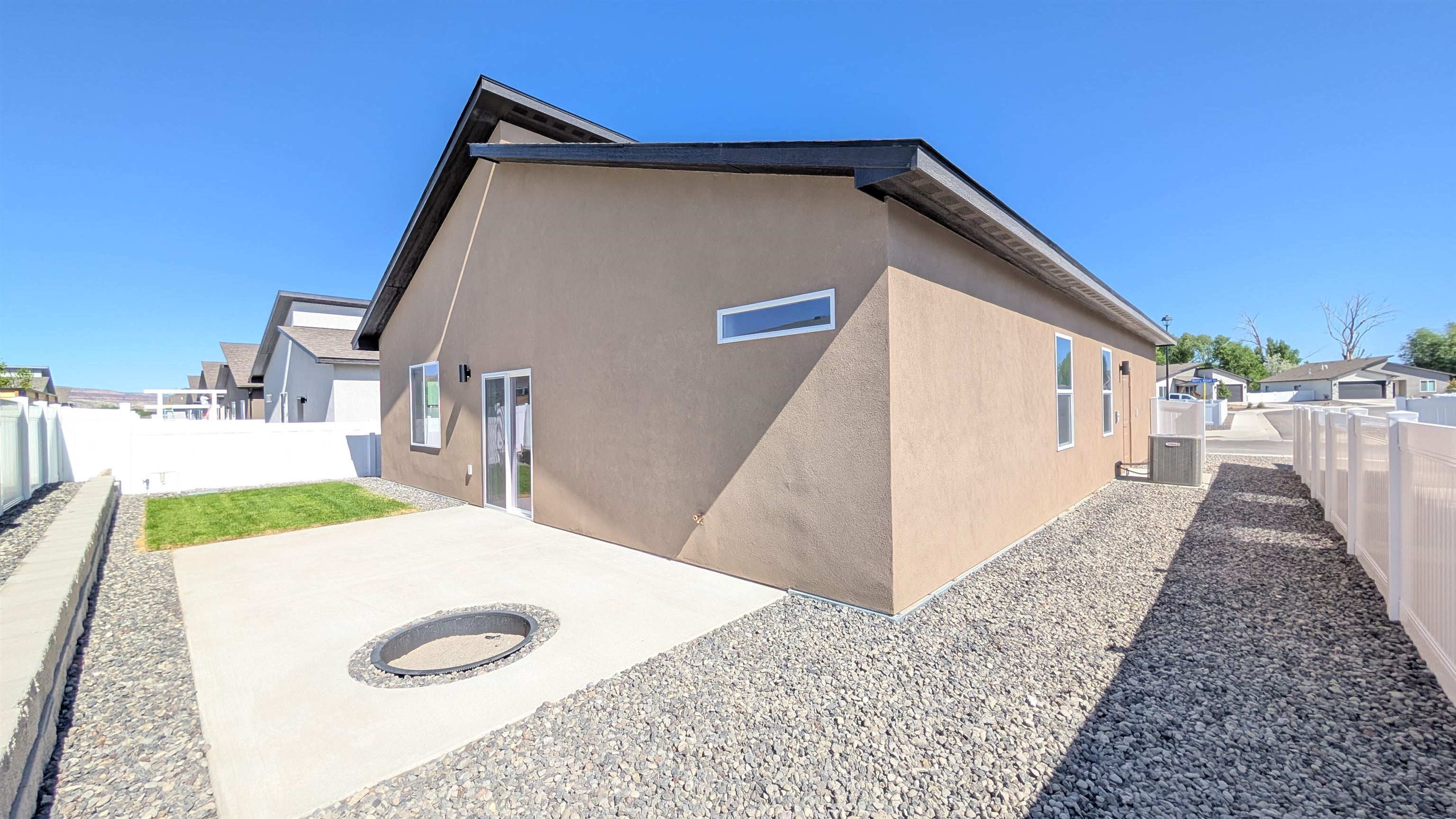 1680 Rusty Rivet Road Property Photo 2