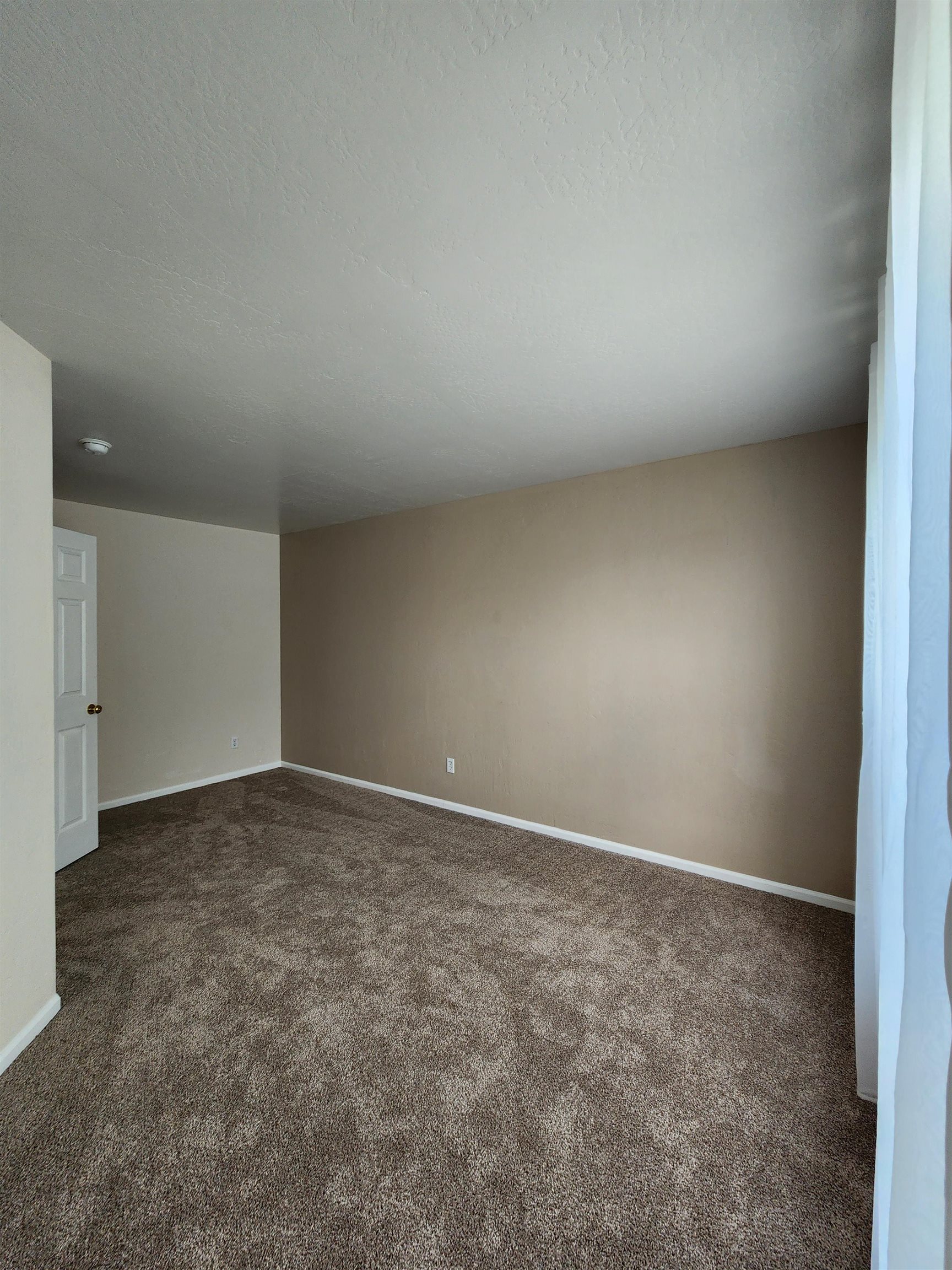 2502 Rail Avenue Property Photo 7