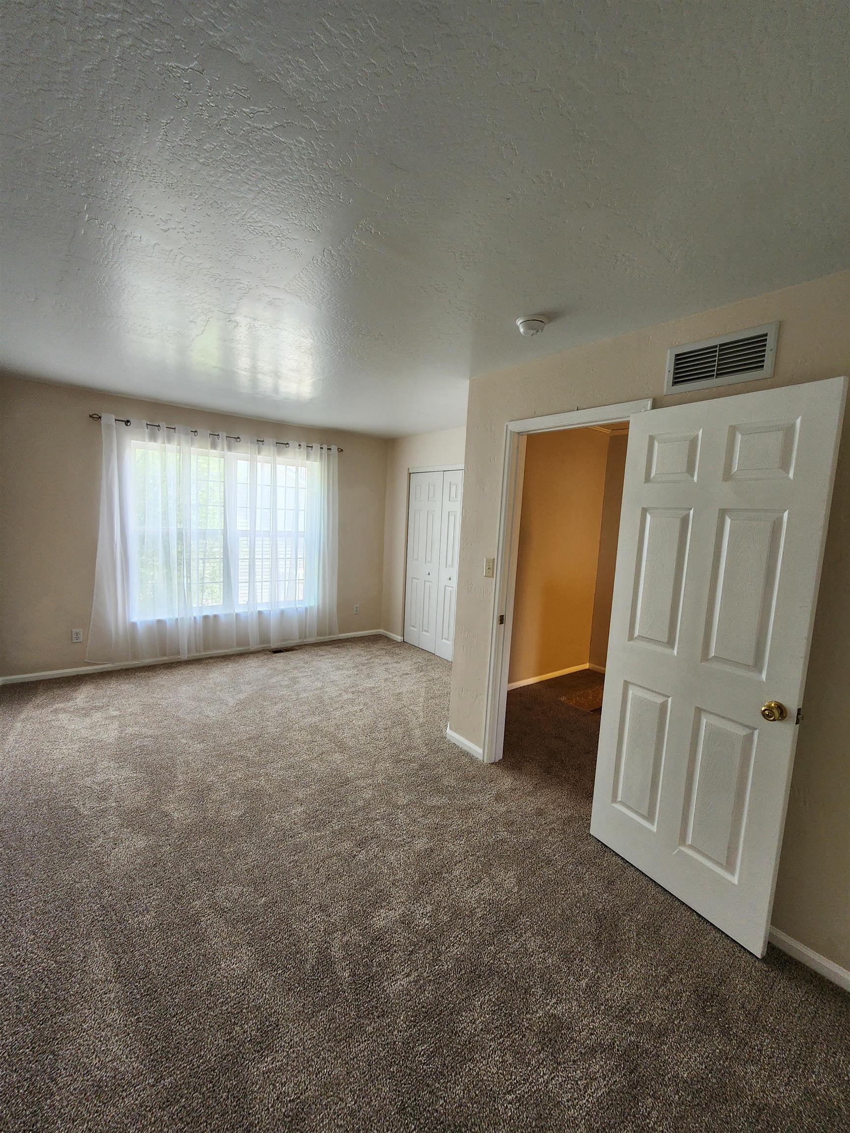 2502 Rail Avenue Property Photo 11