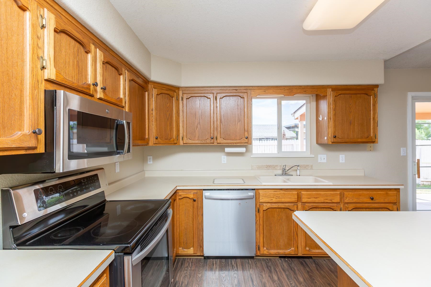 3053 Albers Drive Property Photo 12