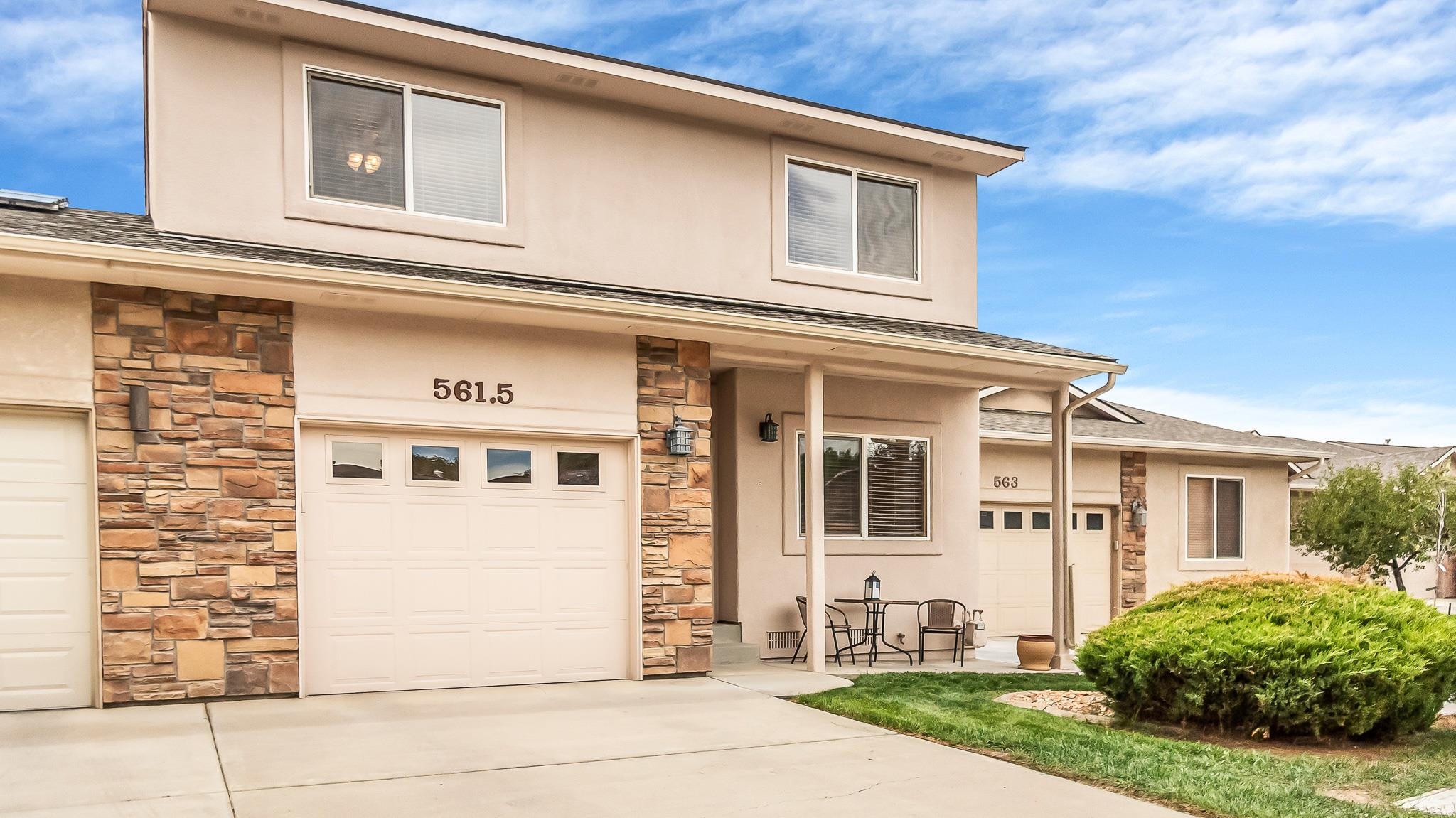 561 1/2 Garden Grove Court Property Photo 1