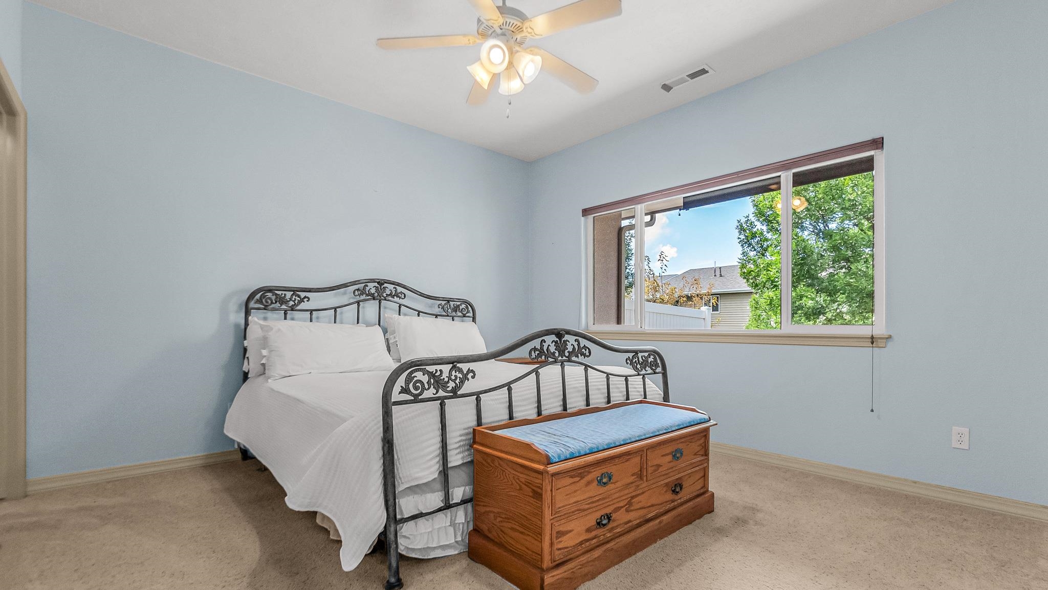 561 1/2 Garden Grove Court Property Photo 11
