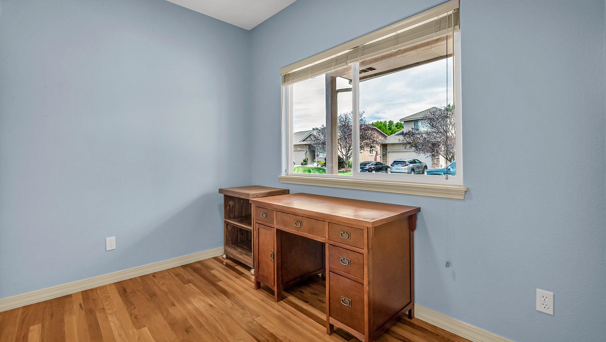 561 1/2 Garden Grove Court Property Photo 16