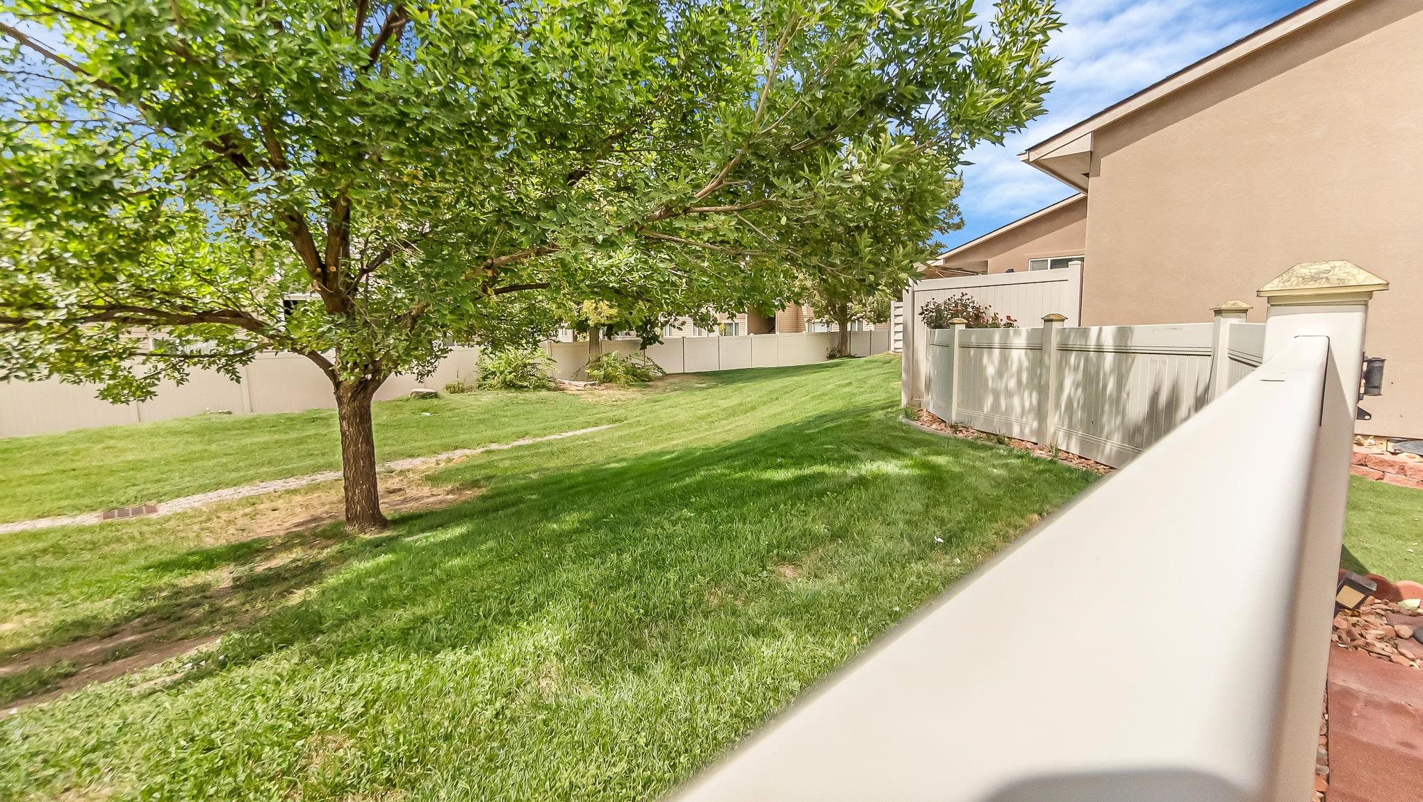 561 1/2 Garden Grove Court Property Photo 28