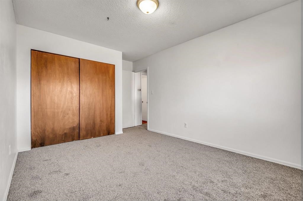 575 28 1/2 Road Property Photo 17