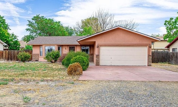 608 29 1/2 Road Property Photo 1
