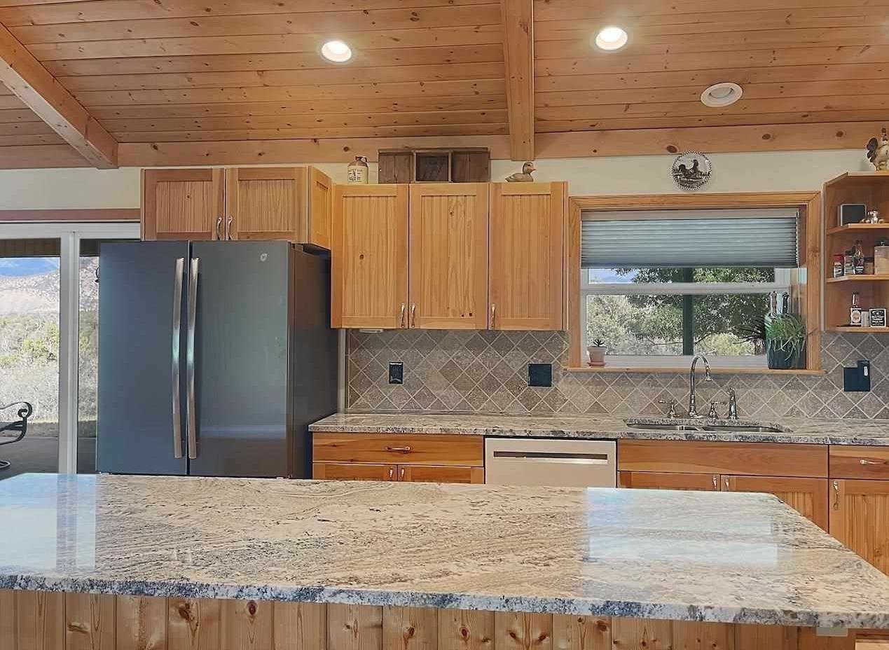 38832 Fruitland Mesa Road Property Photo 7