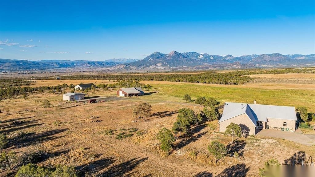 37444 Polson Road Property Photo 6