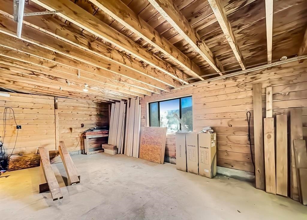 82653 Highway 92 Property Photo 33