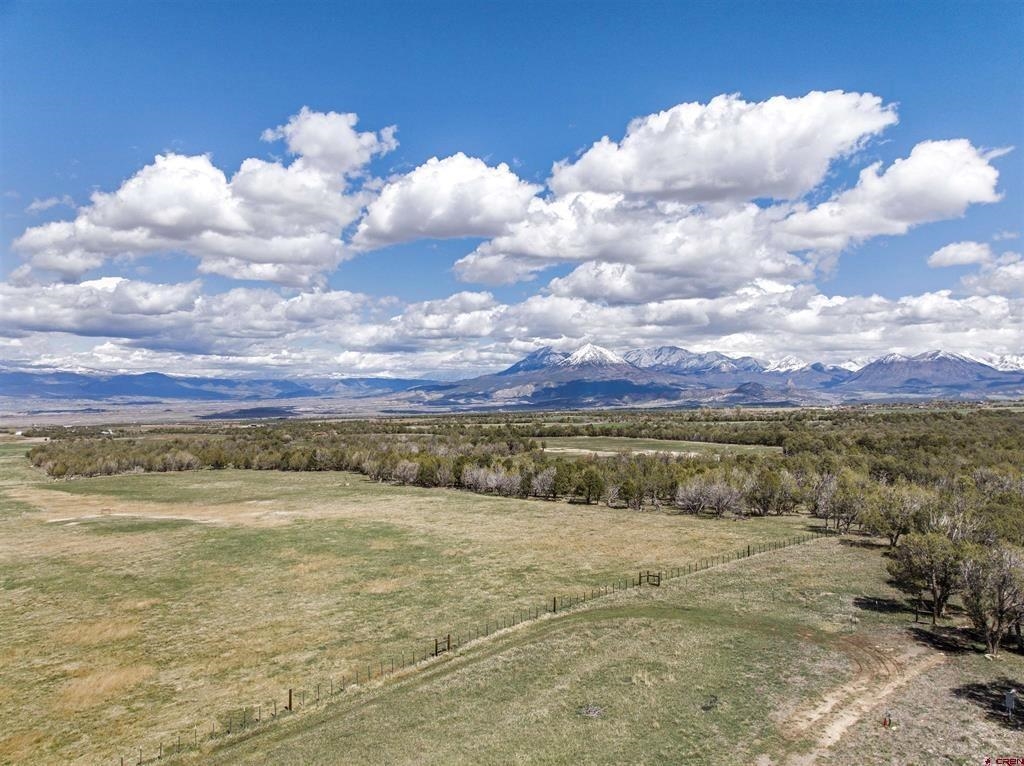 678 3375 Road Property Photo 1