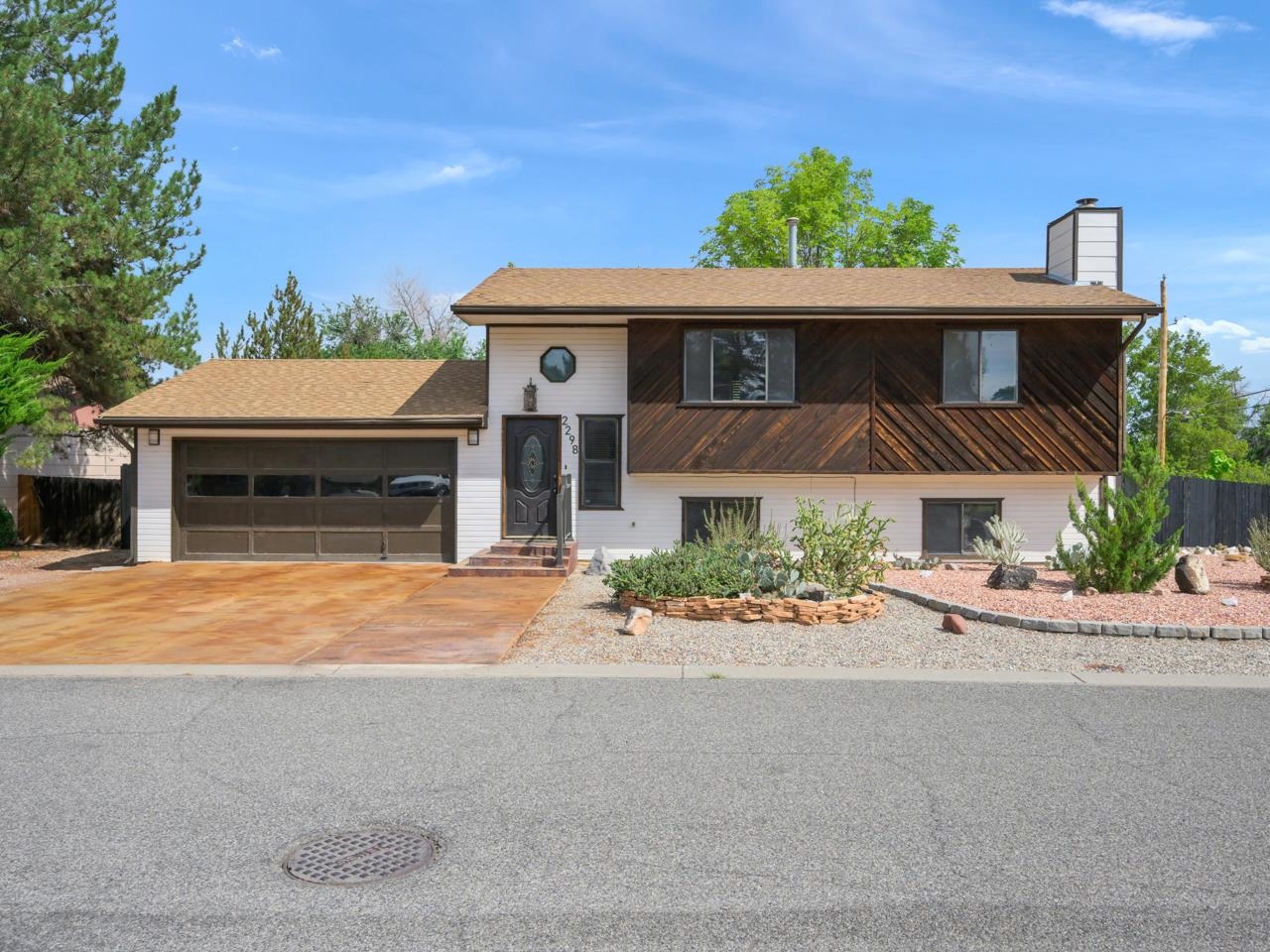 2298 S Arriba Circle Property Photo 1