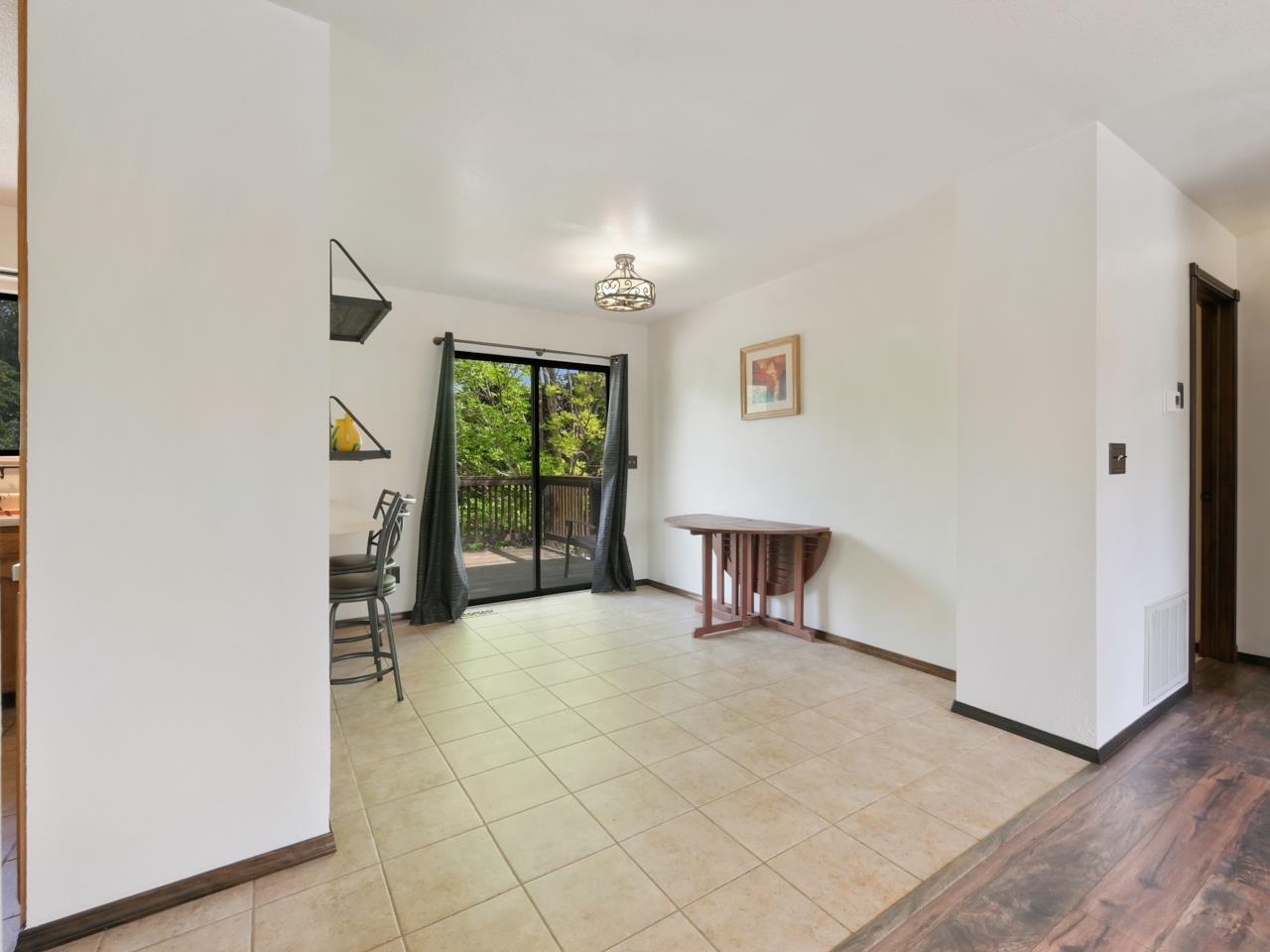 2298 S Arriba Circle Property Photo 4