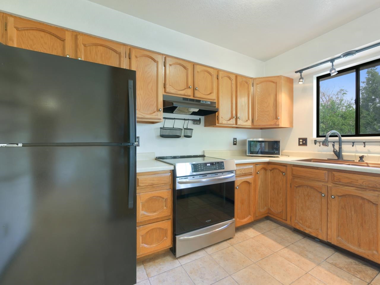 2298 S Arriba Circle Property Photo 7
