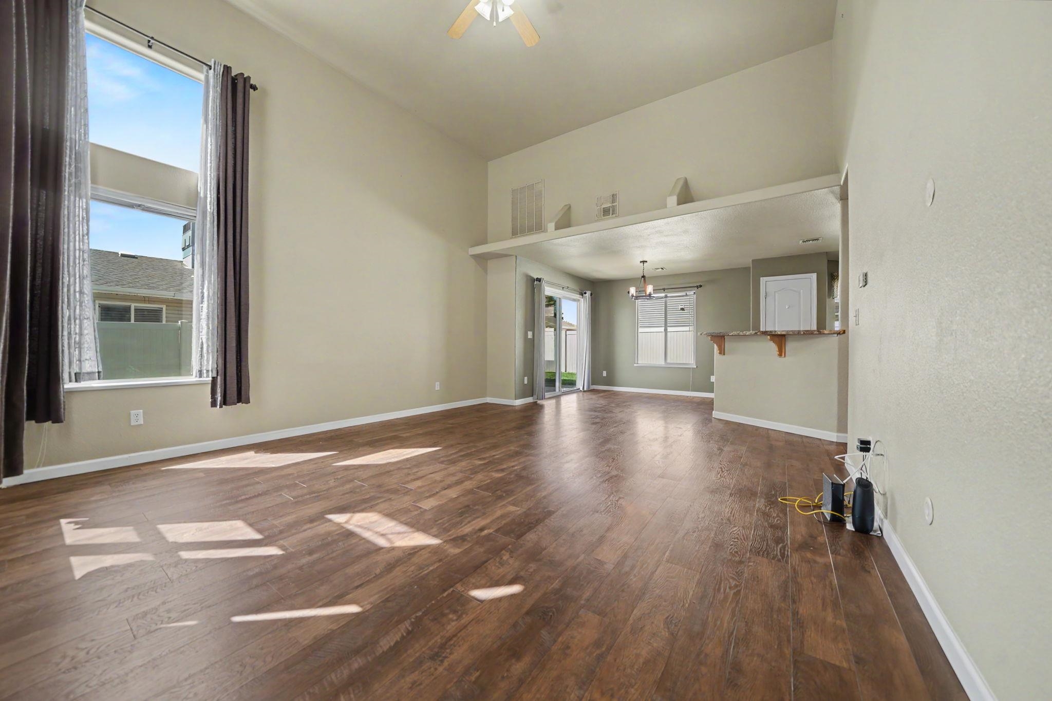 647 Longs Peak Drive Property Photo 6
