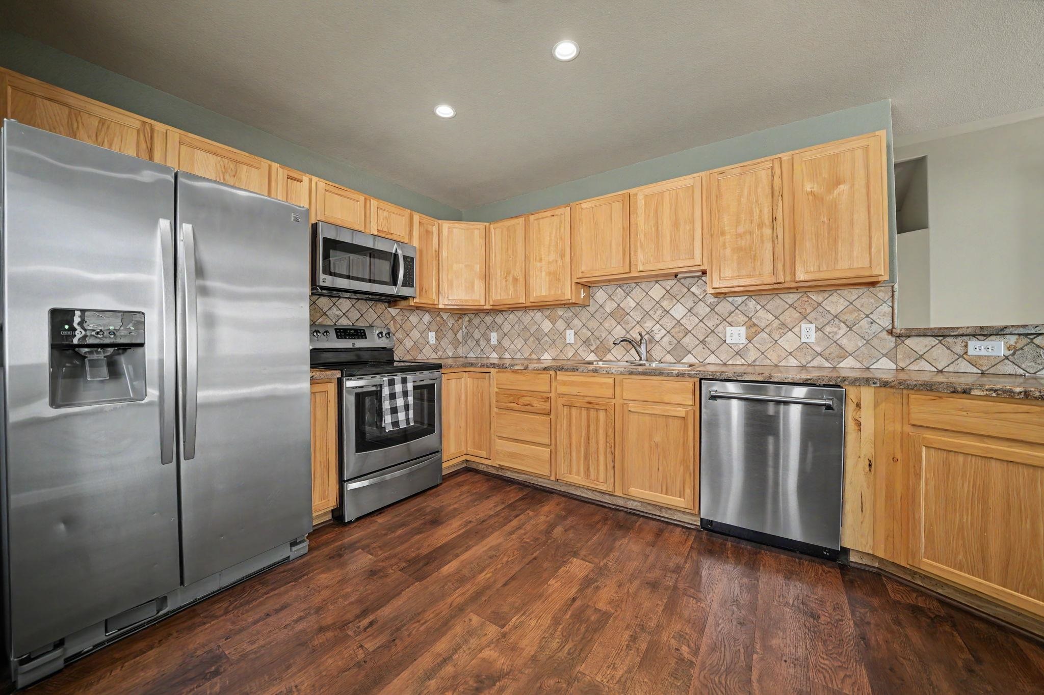 647 Longs Peak Drive Property Photo 9