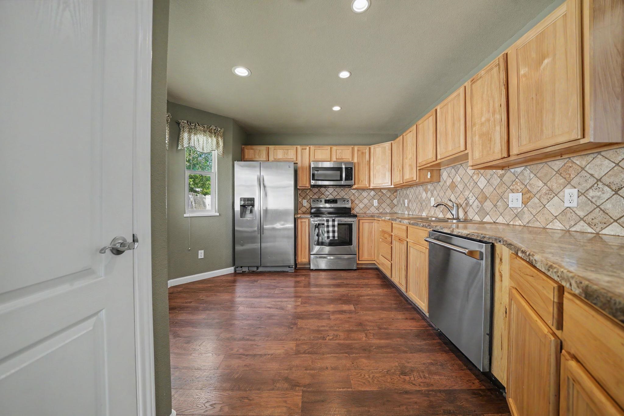 647 Longs Peak Drive Property Photo 11
