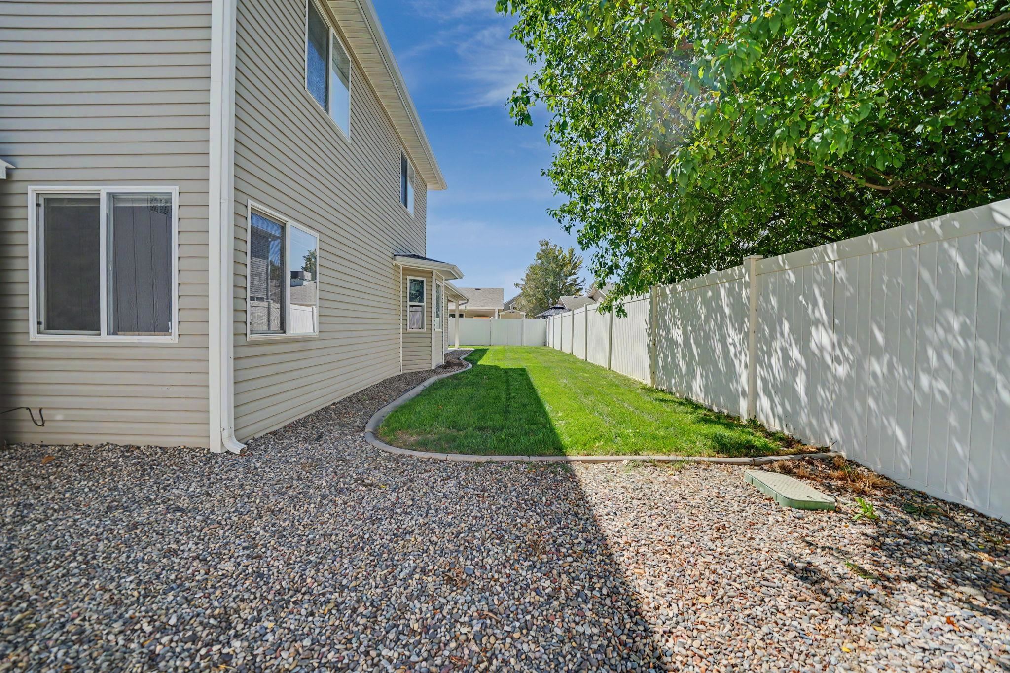 647 Longs Peak Drive Property Photo 28
