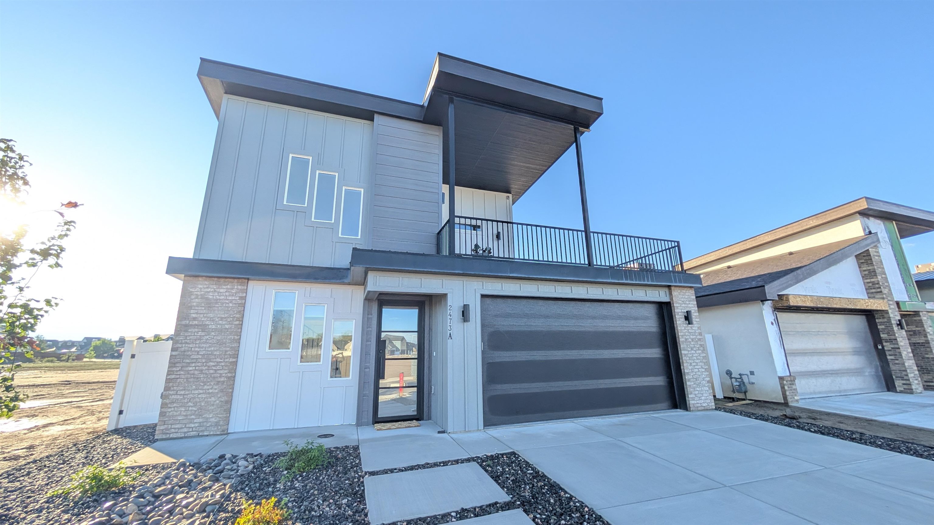 2473 Ross Road Property Photo 1