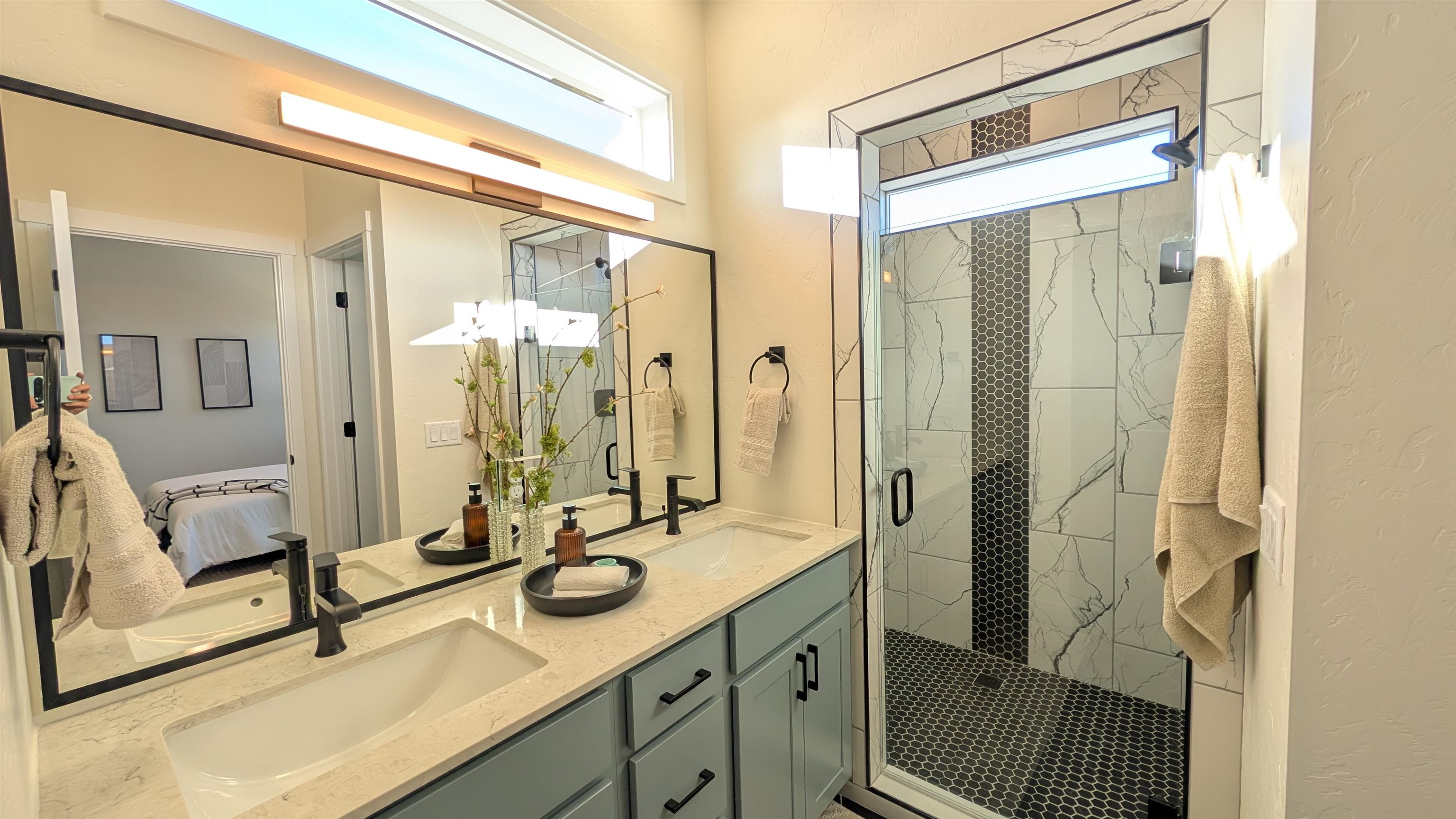 2473 Ross Road Property Photo 16