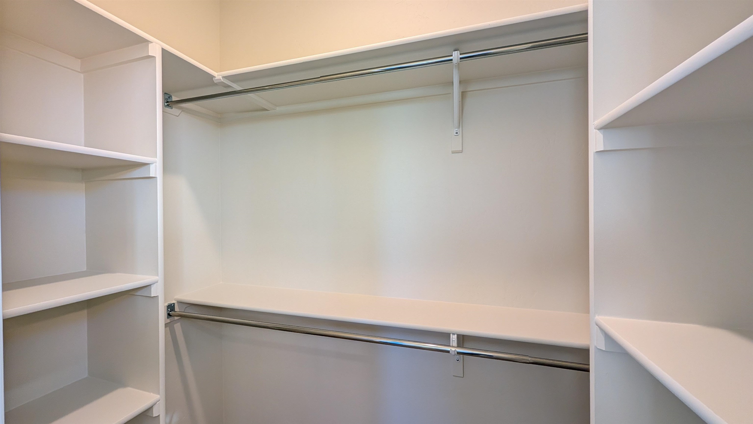 2473 Ross Road Property Photo 17
