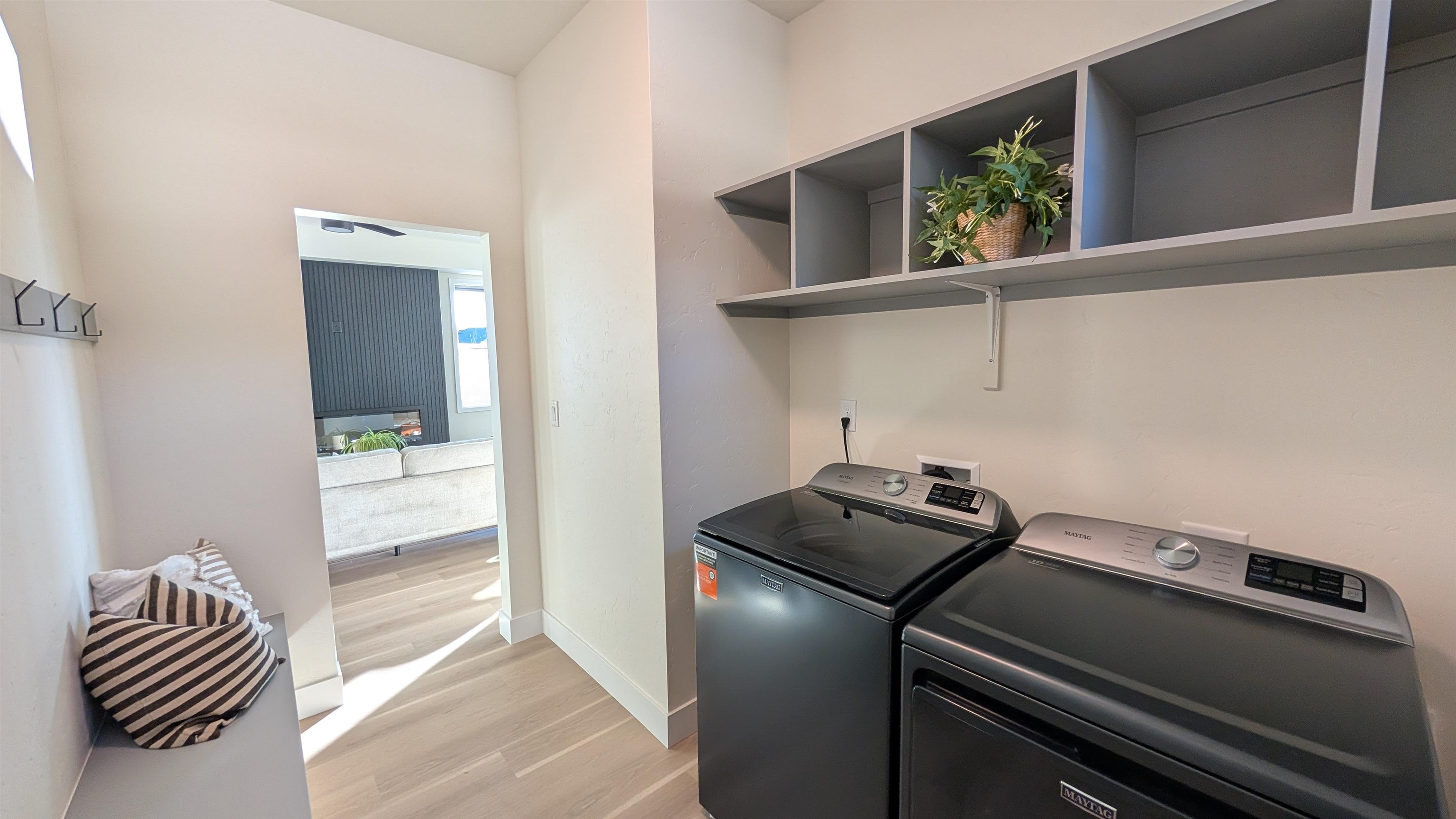 2473 Ross Road Property Photo 21
