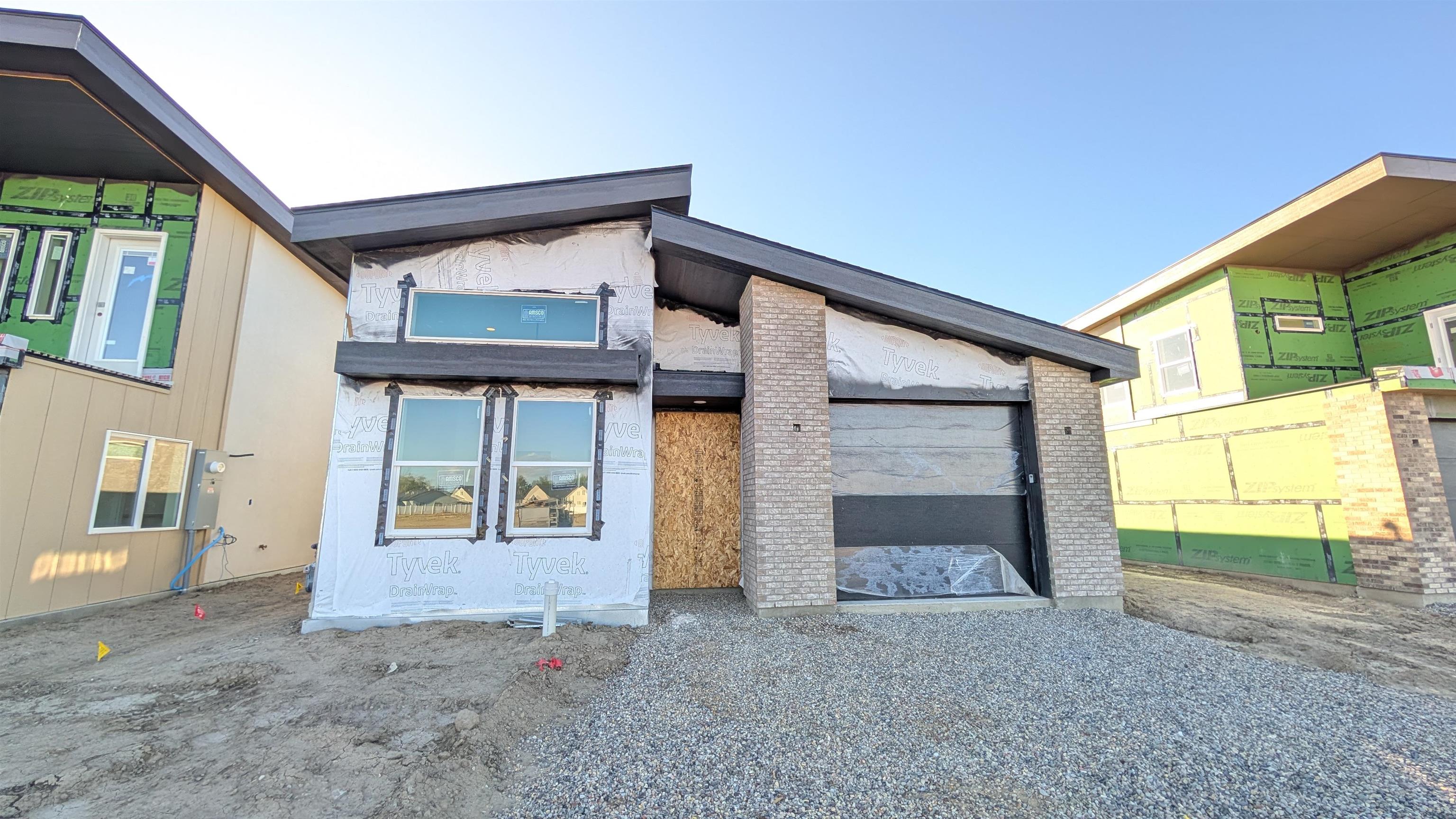 2471 Ross Road Property Photo 1