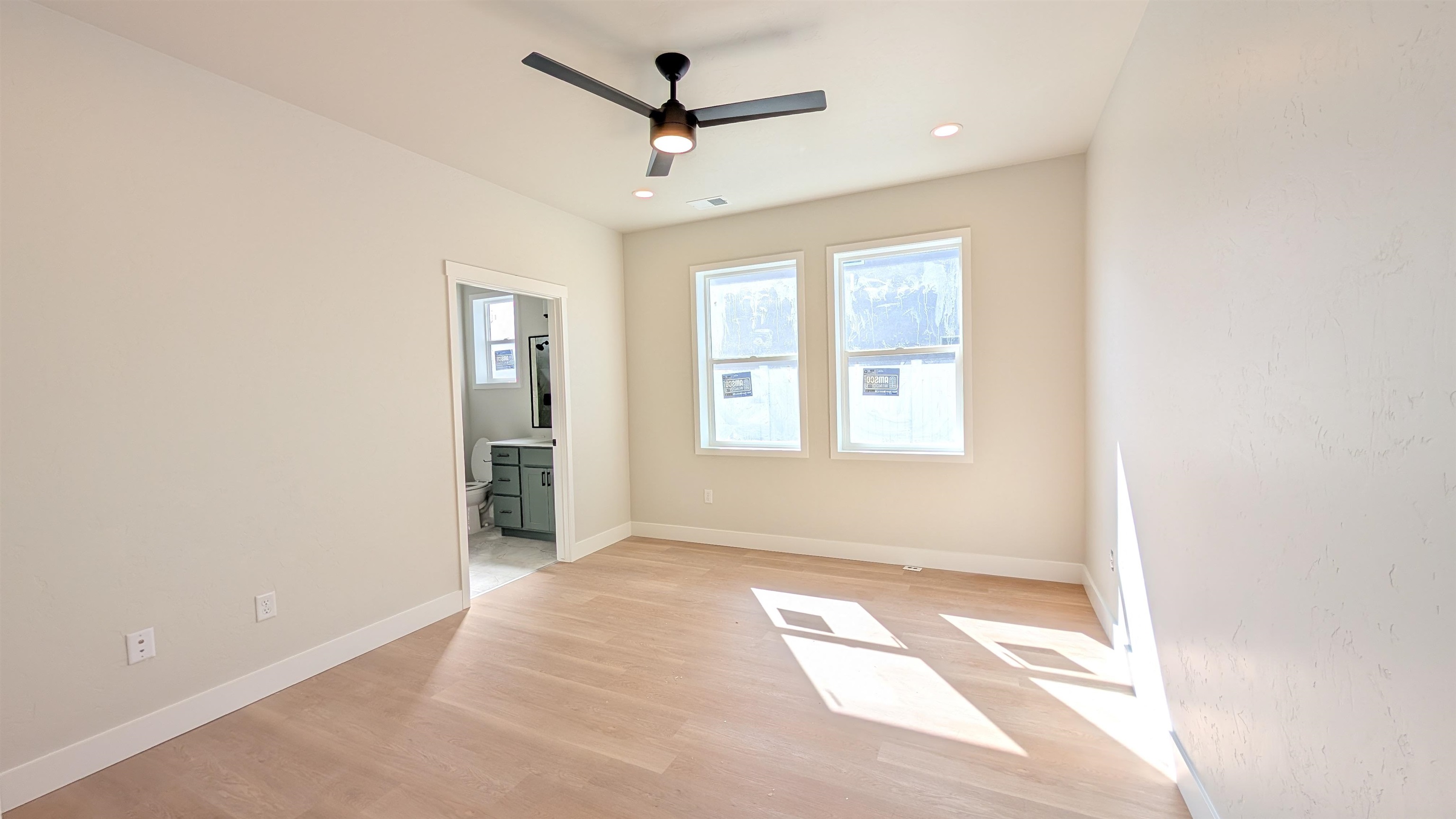 2471 Ross Road Property Photo 7